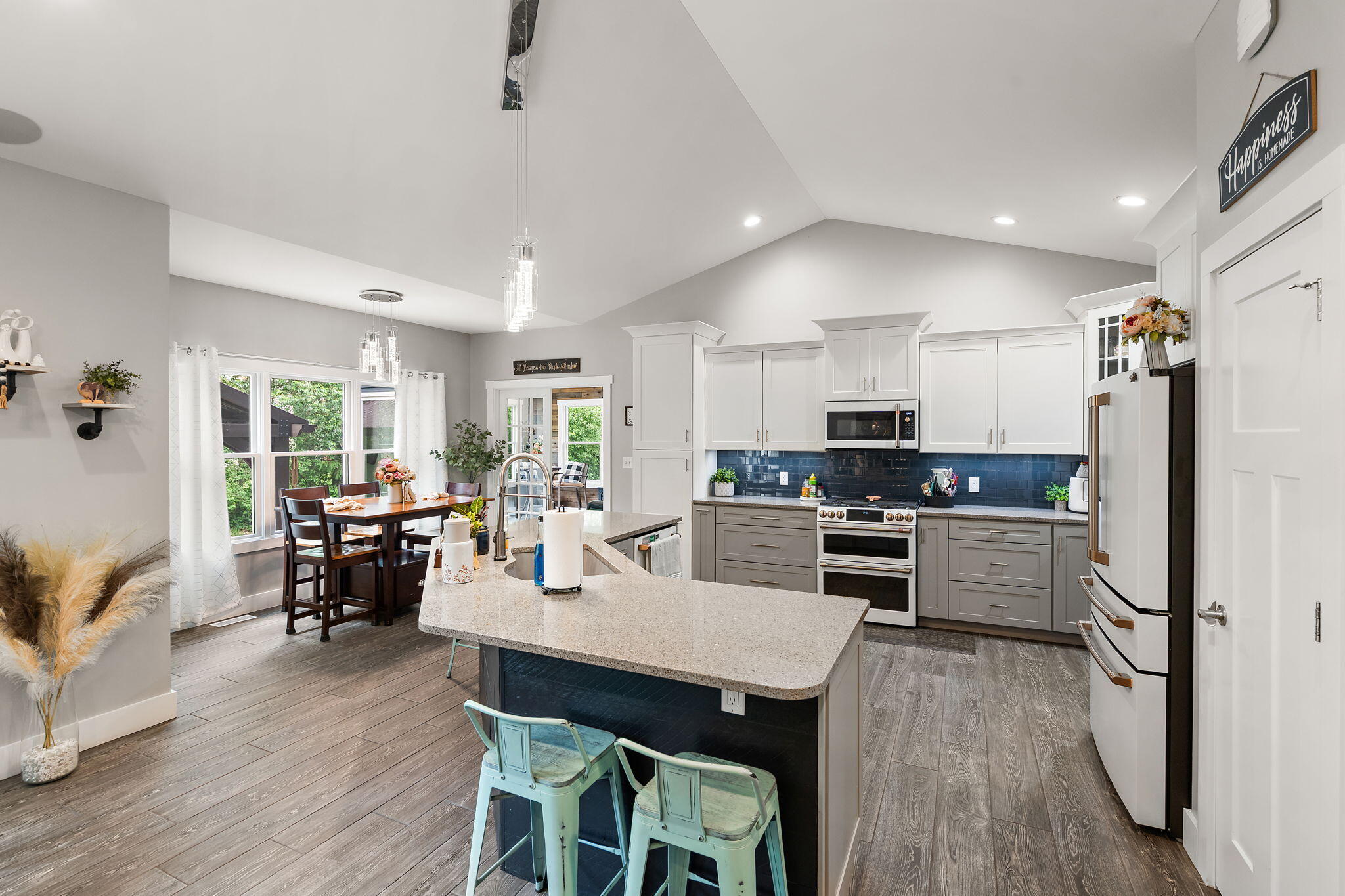 10186 Rustic Drive, DeMotte, IN 46310; Image #9