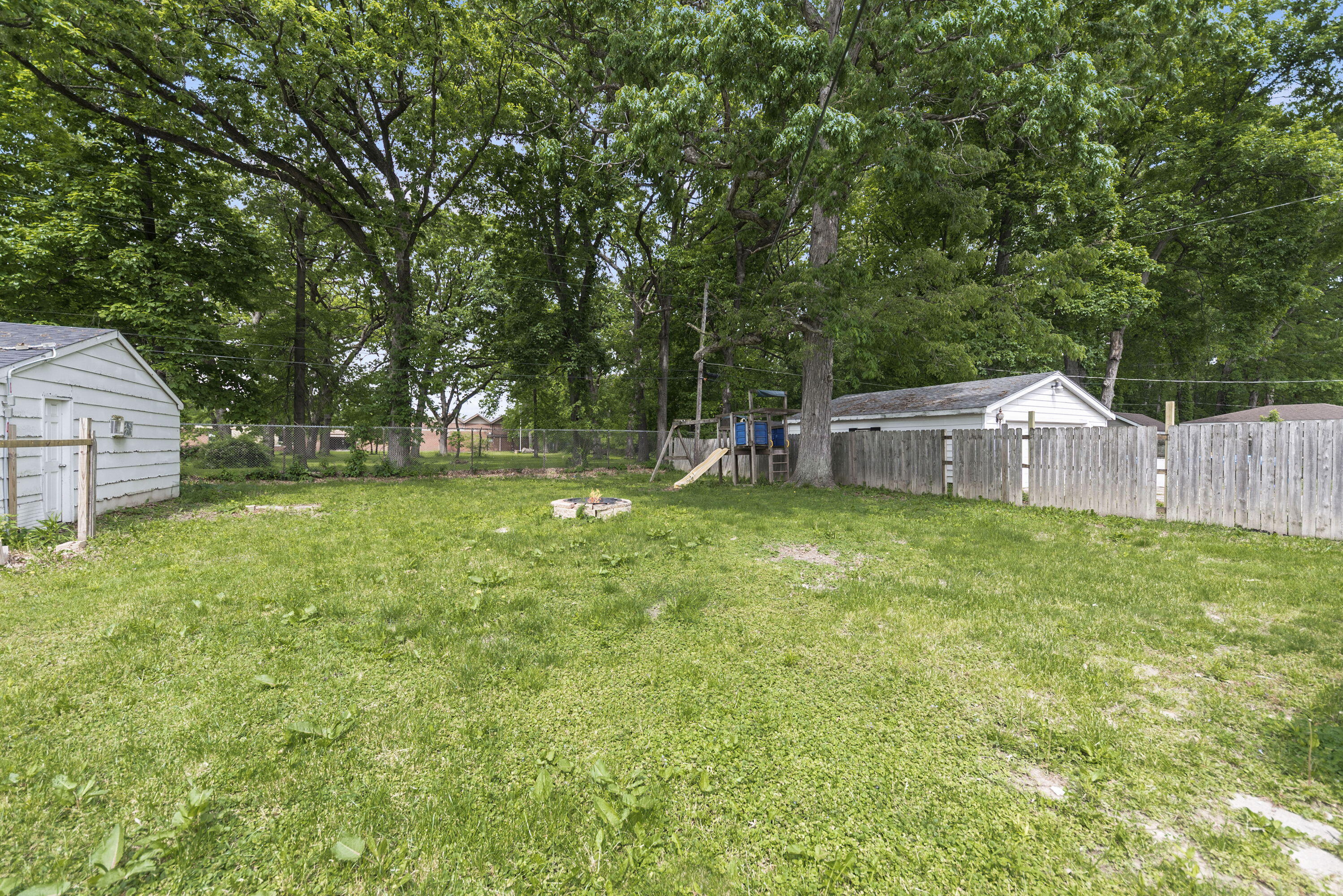 2940 Elmwood Street, Portage, IN 46368; Image #16