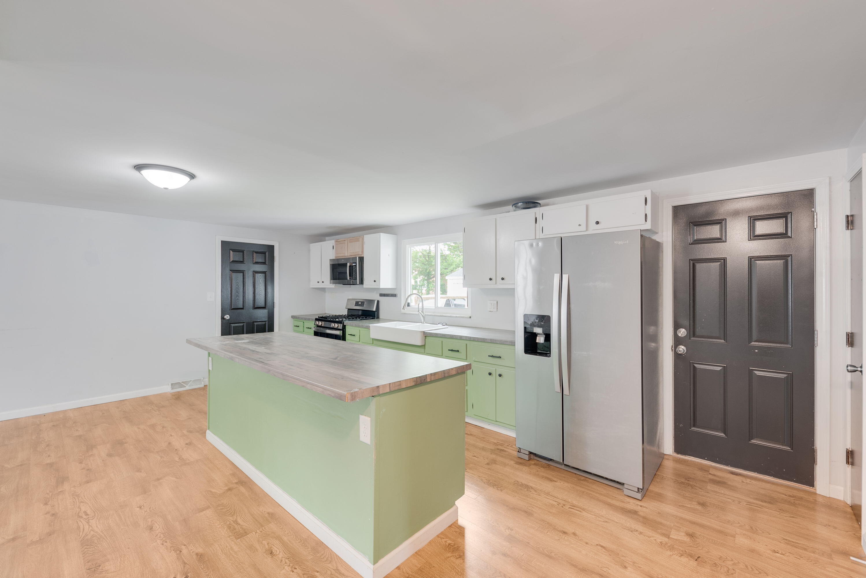 2940 Elmwood Street, Portage, IN 46368; Image #6
