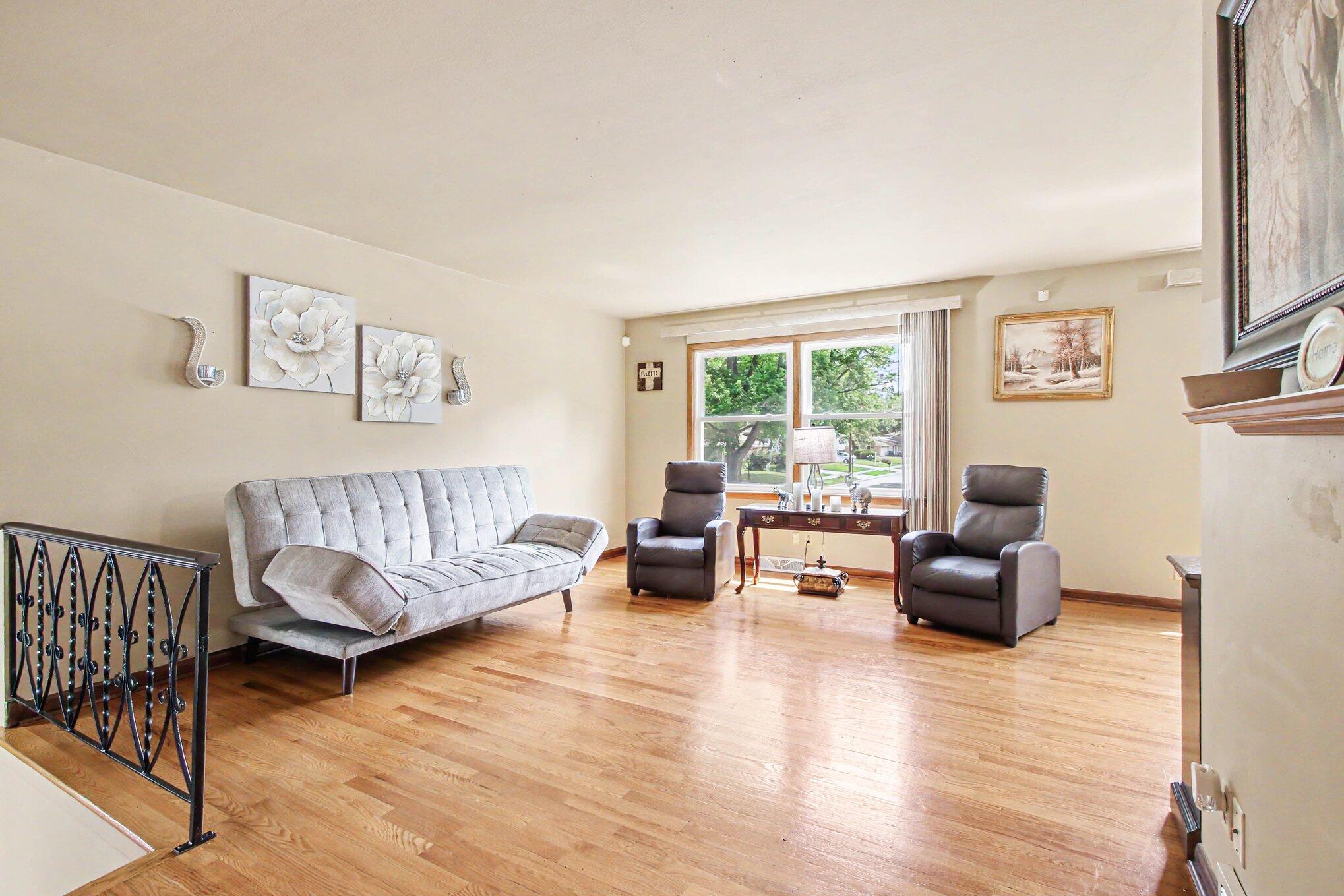 5300 Garfield Street, Merrillville, IN 46410; Image #5