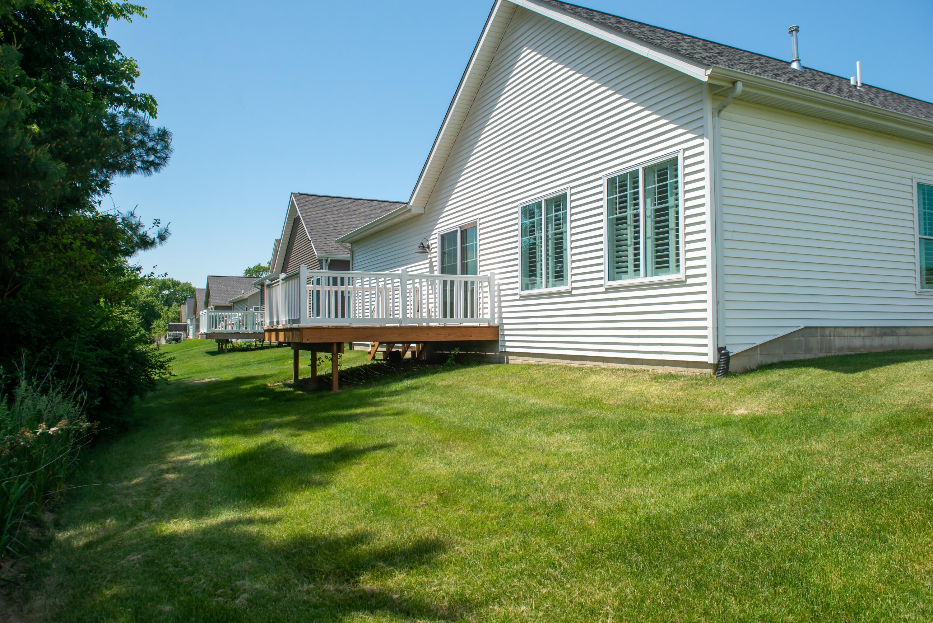 2655 Flagstone Drive, Valparaiso, IN 46385; Image #2