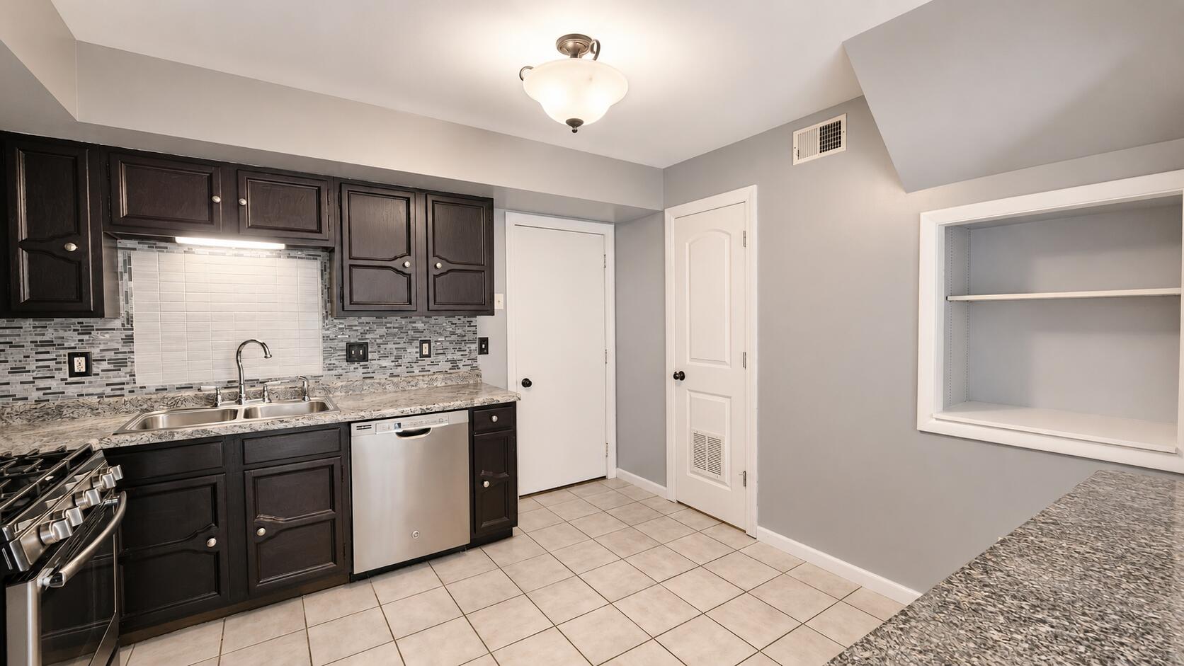 8327 Fairbanks Street, Crown Point, IN #4c, 46307; Image #11