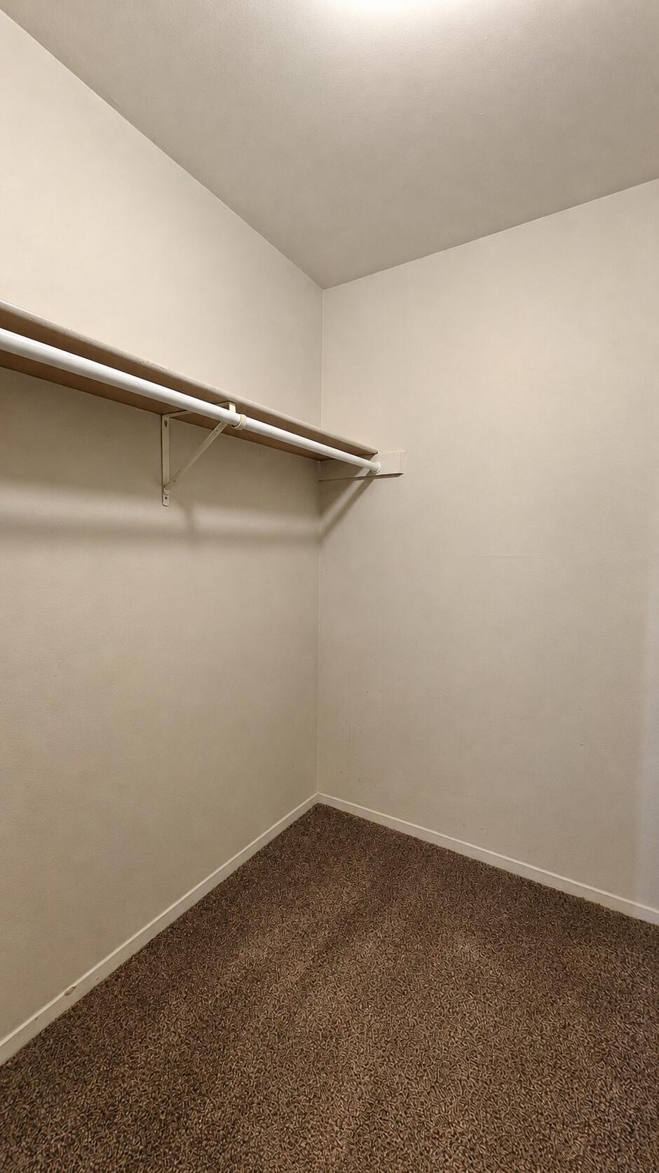 8327 Fairbanks Street, Crown Point, IN #4c, 46307; Image #18