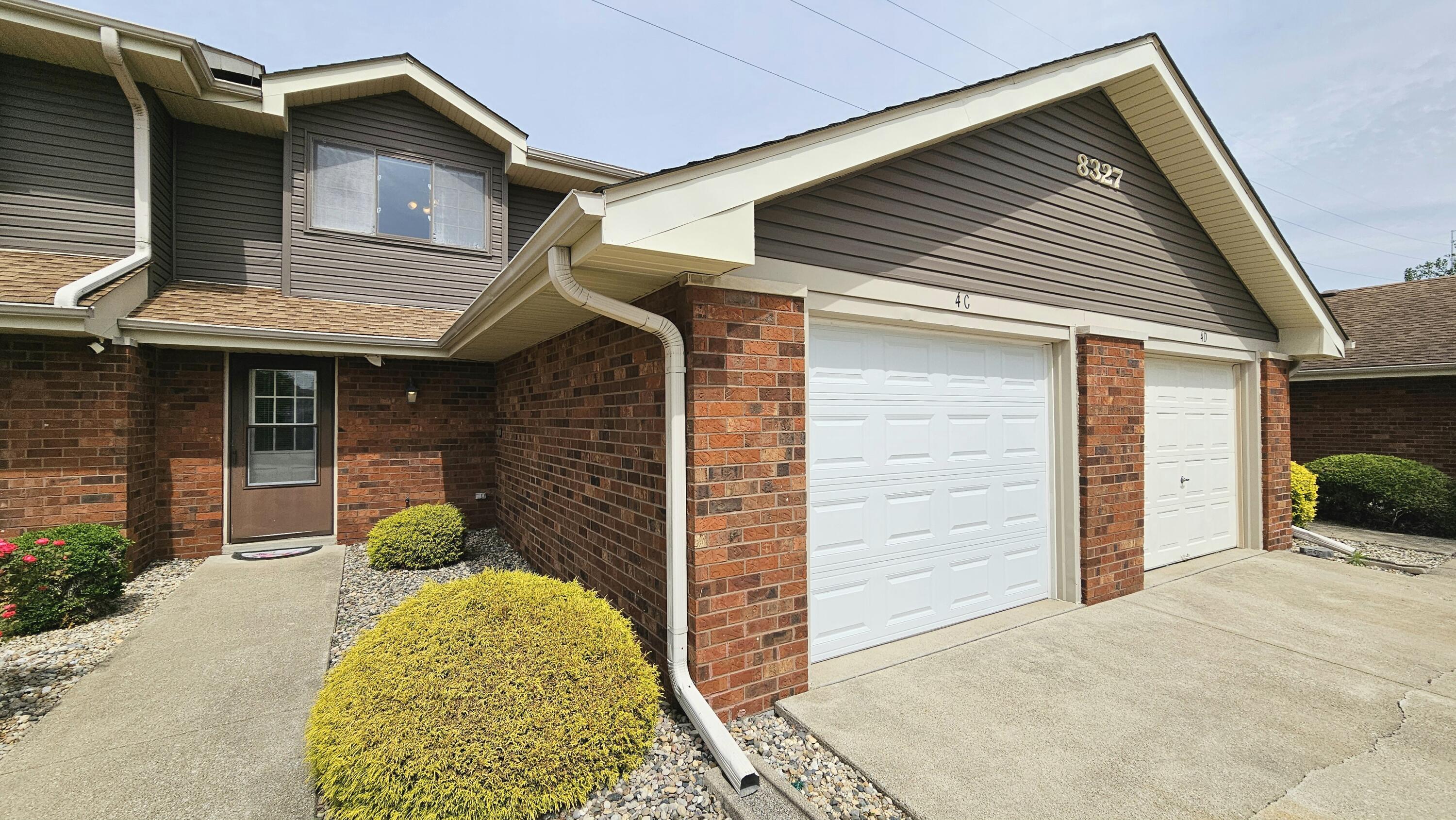 8327 Fairbanks Street, Crown Point, IN #4c, 46307; Image #2