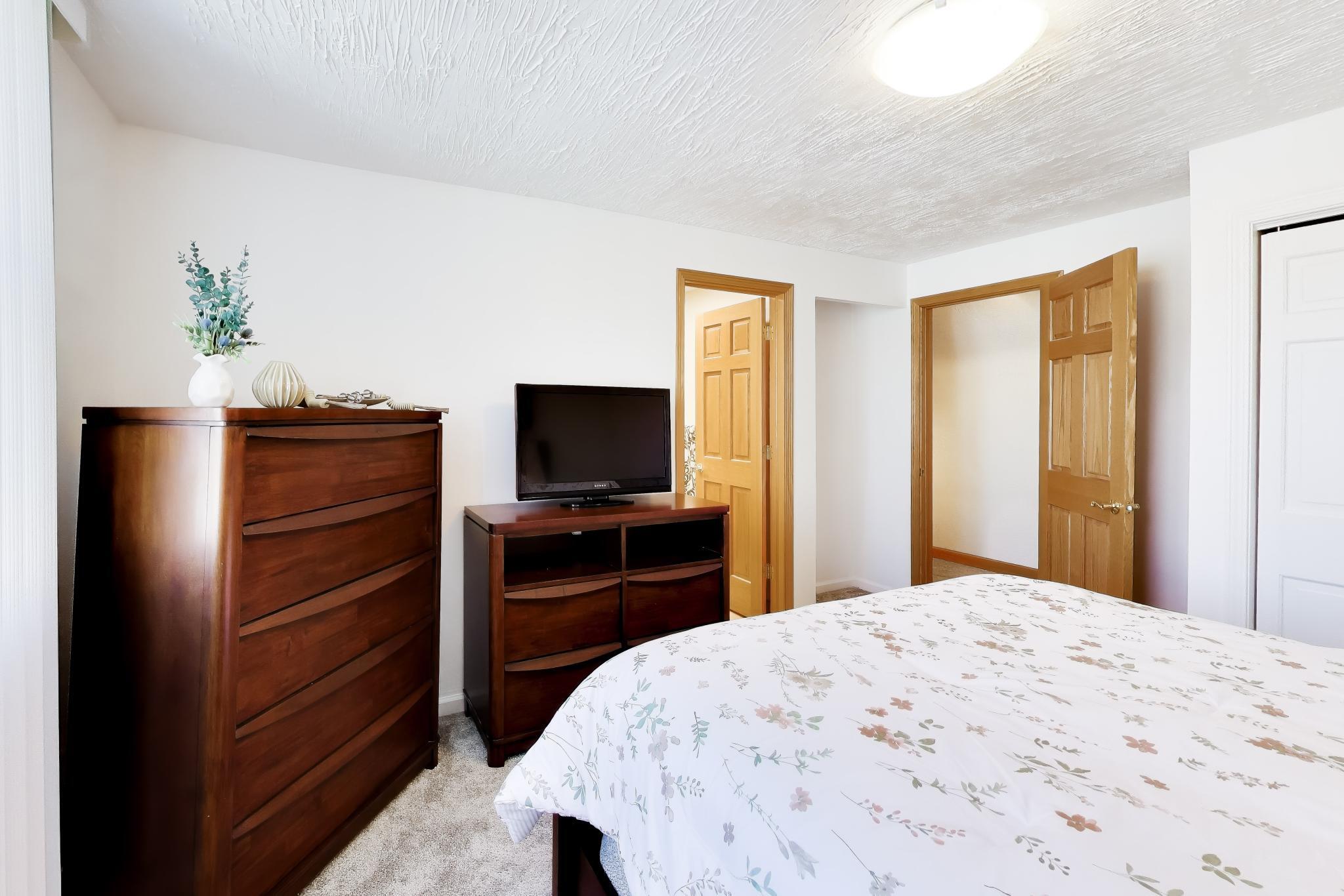 8039 Forest Avenue, Munster, IN 46321; Image #33