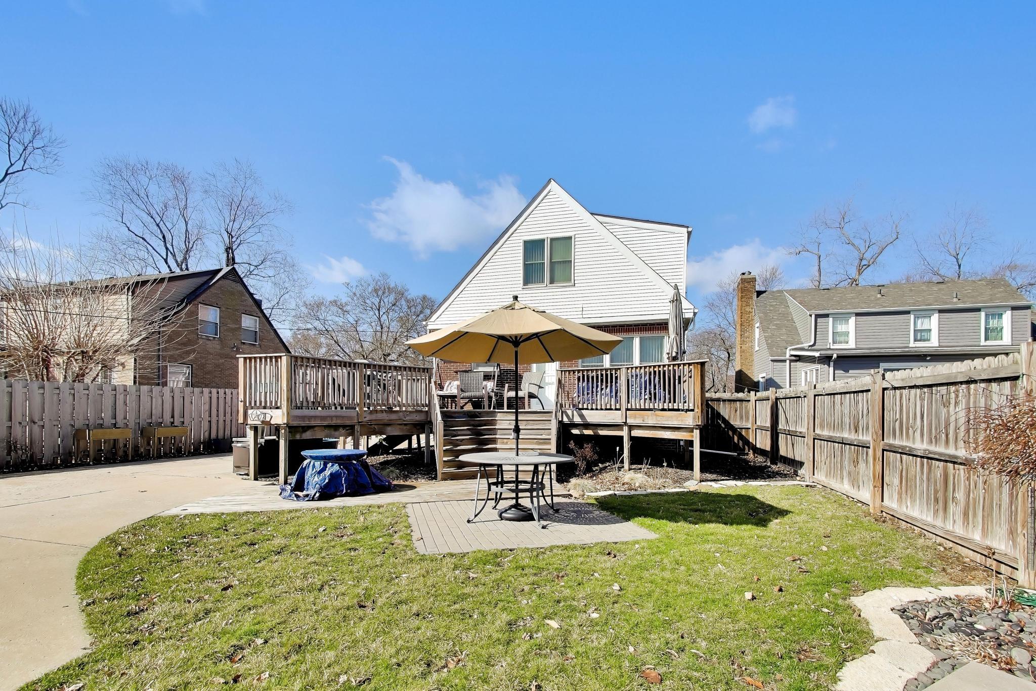 8039 Forest Avenue, Munster, IN 46321; Image #51