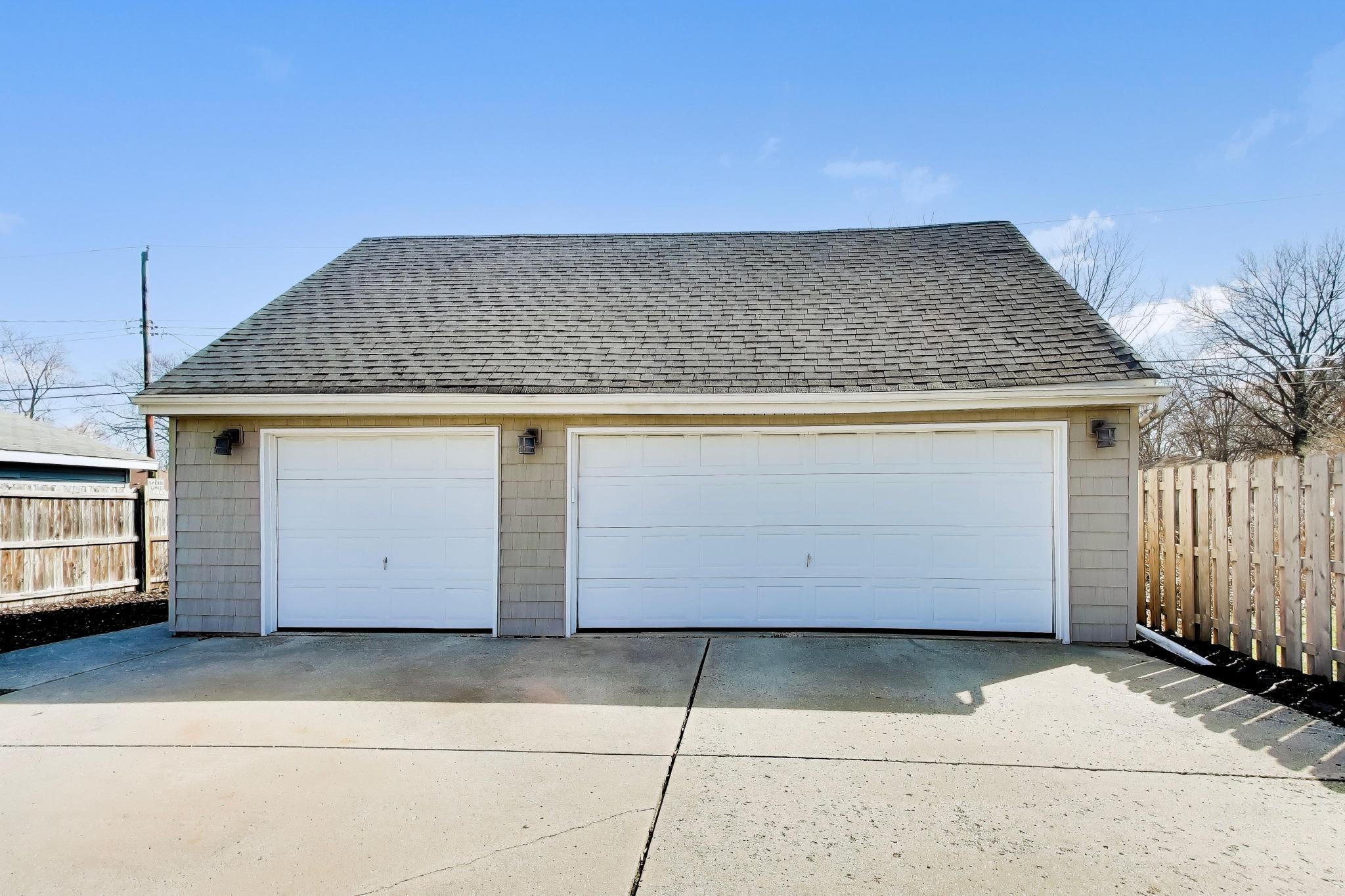 8039 Forest Avenue, Munster, IN 46321; Image #54