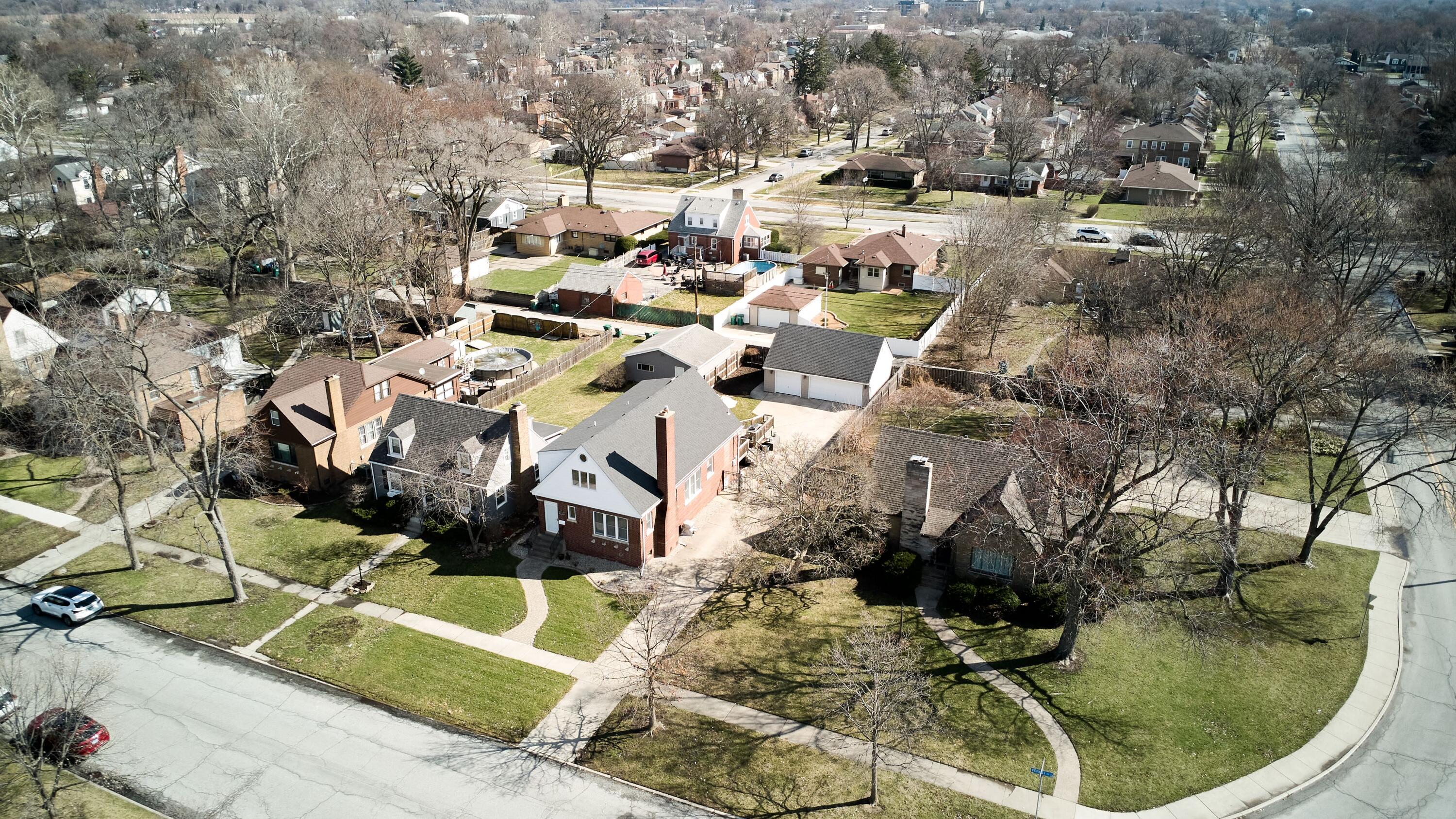 8039 Forest Avenue, Munster, IN 46321; Image #55