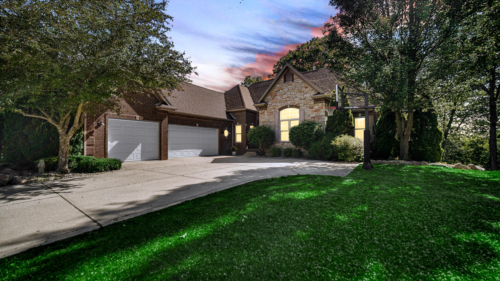 81 Scotscraig Drive, Valparaiso, IN 46385; Image #2