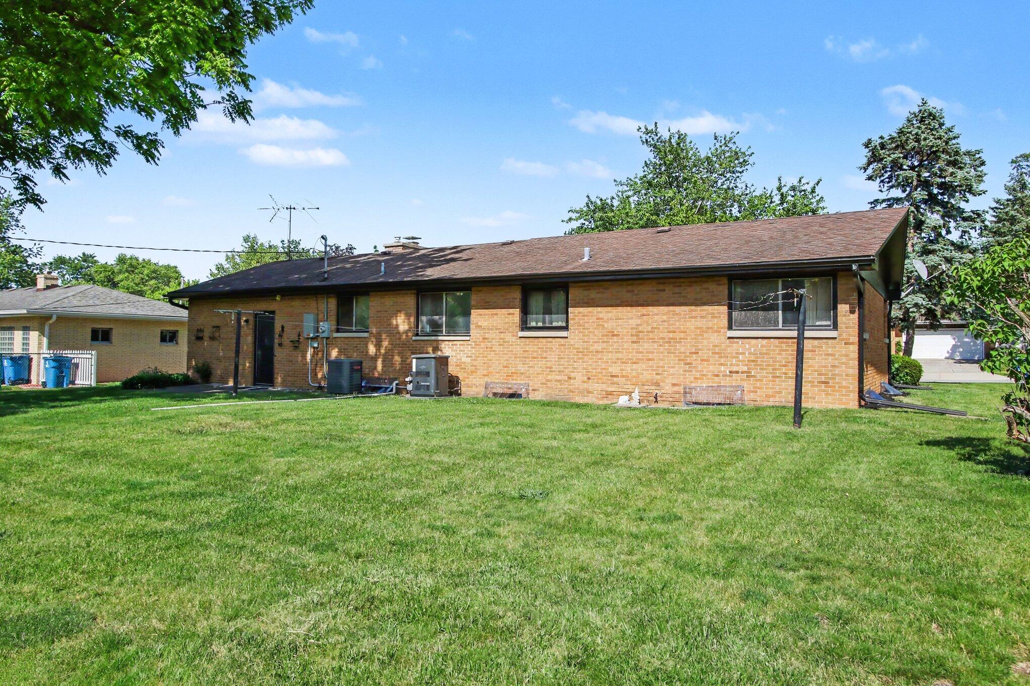 725 S East Street, Crown Point, IN 46307; Image #19