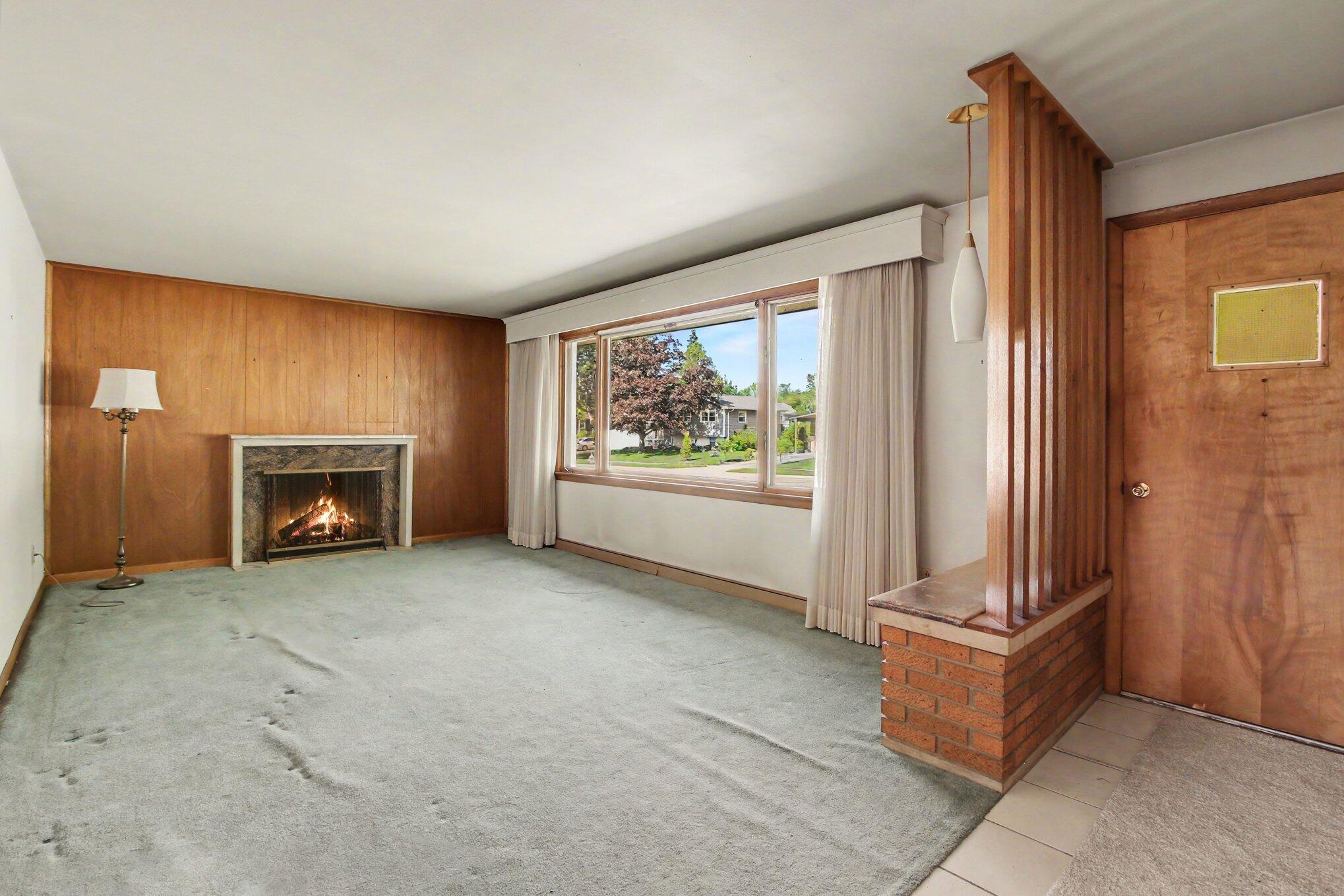 725 S East Street, Crown Point, IN 46307; Image #4