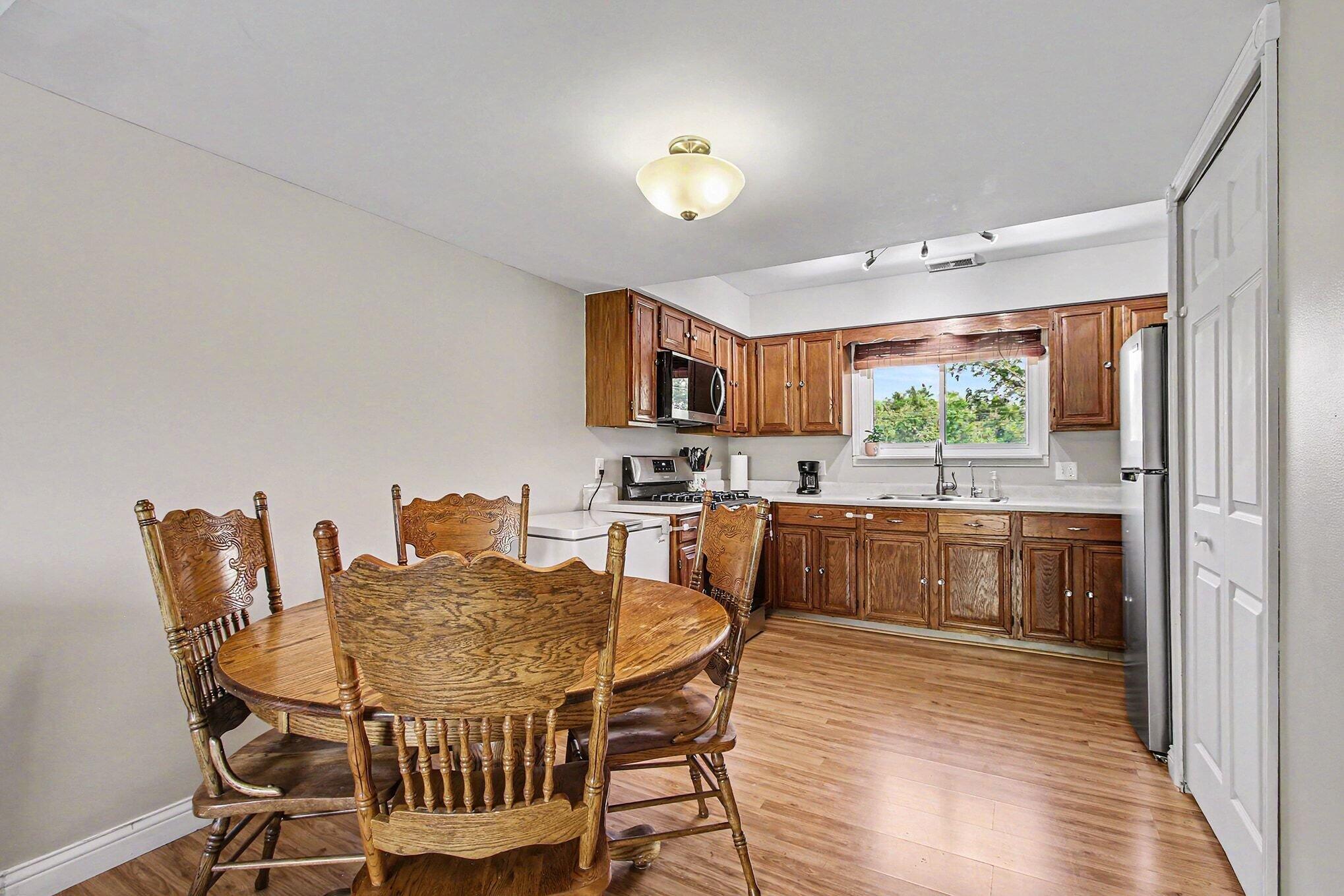 831 Summit Park Court N, Crown Point, IN 46307; Image #4