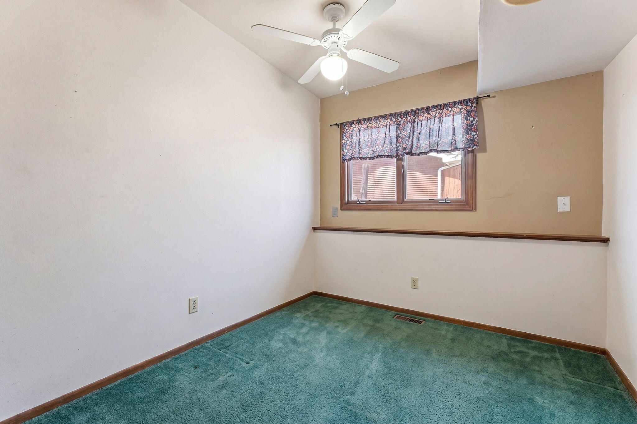 2547 Springhill Drive, Schererville, IN 46375; Image #13