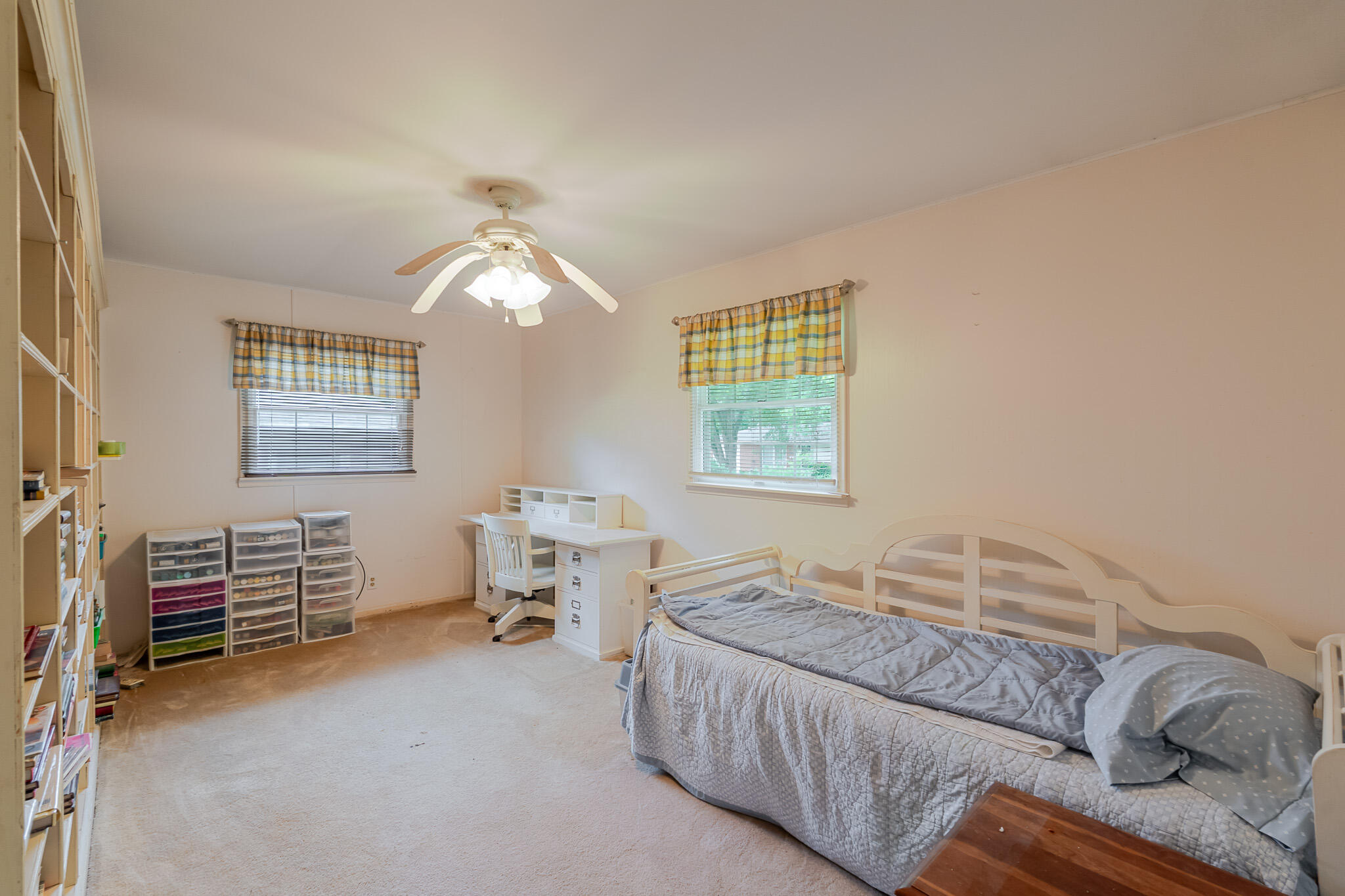 327 Softwood Drive, Hobart, IN 46342; Image #13