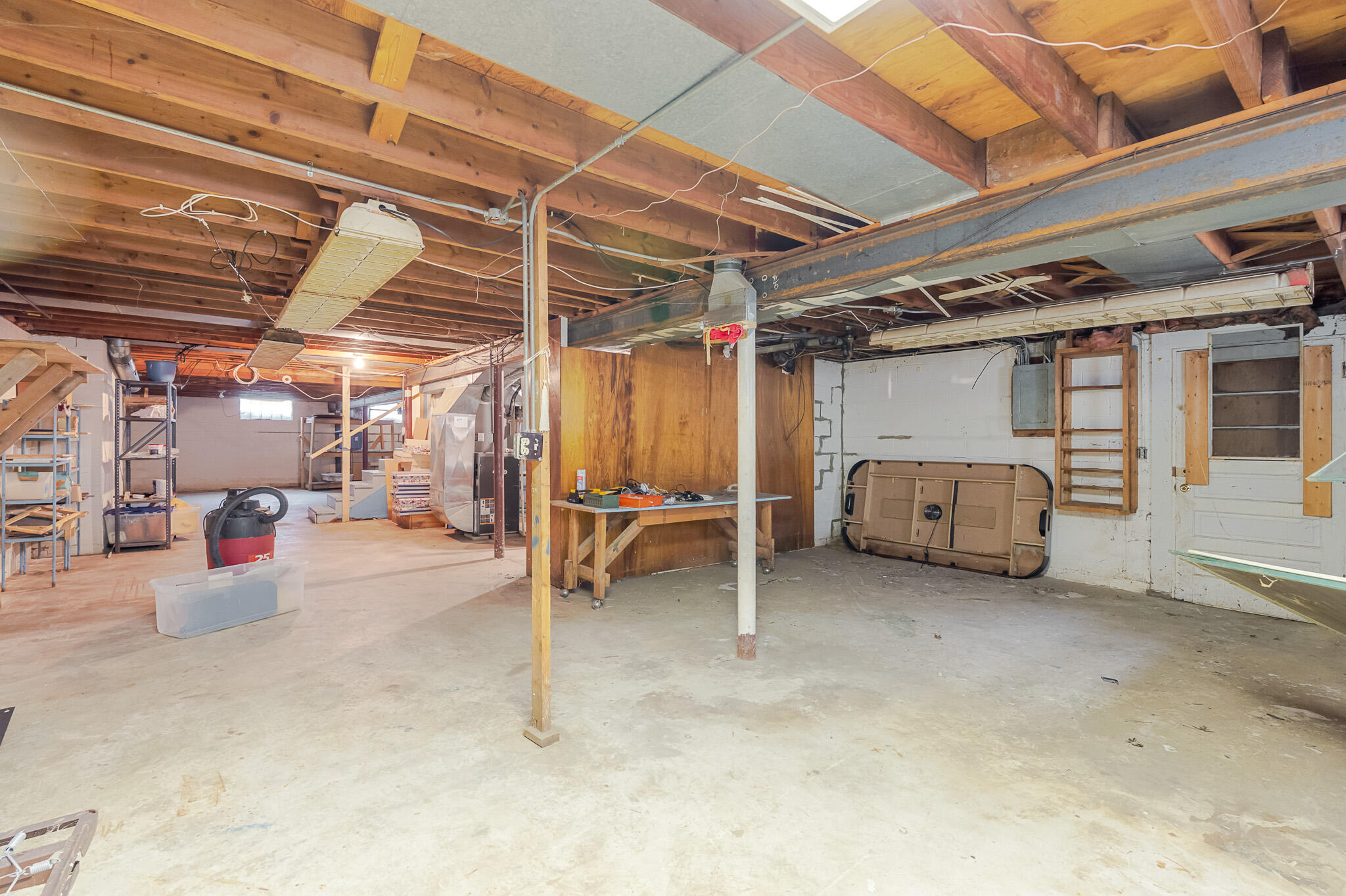 327 Softwood Drive, Hobart, IN 46342; Image #18