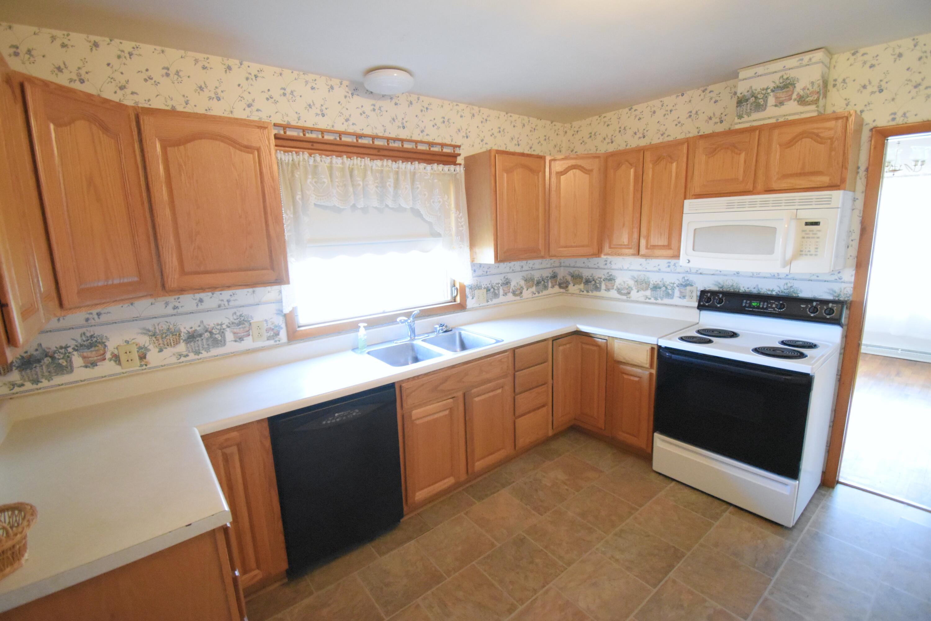 328 S Weston Street, Rensselaer, IN 47978; Image #13
