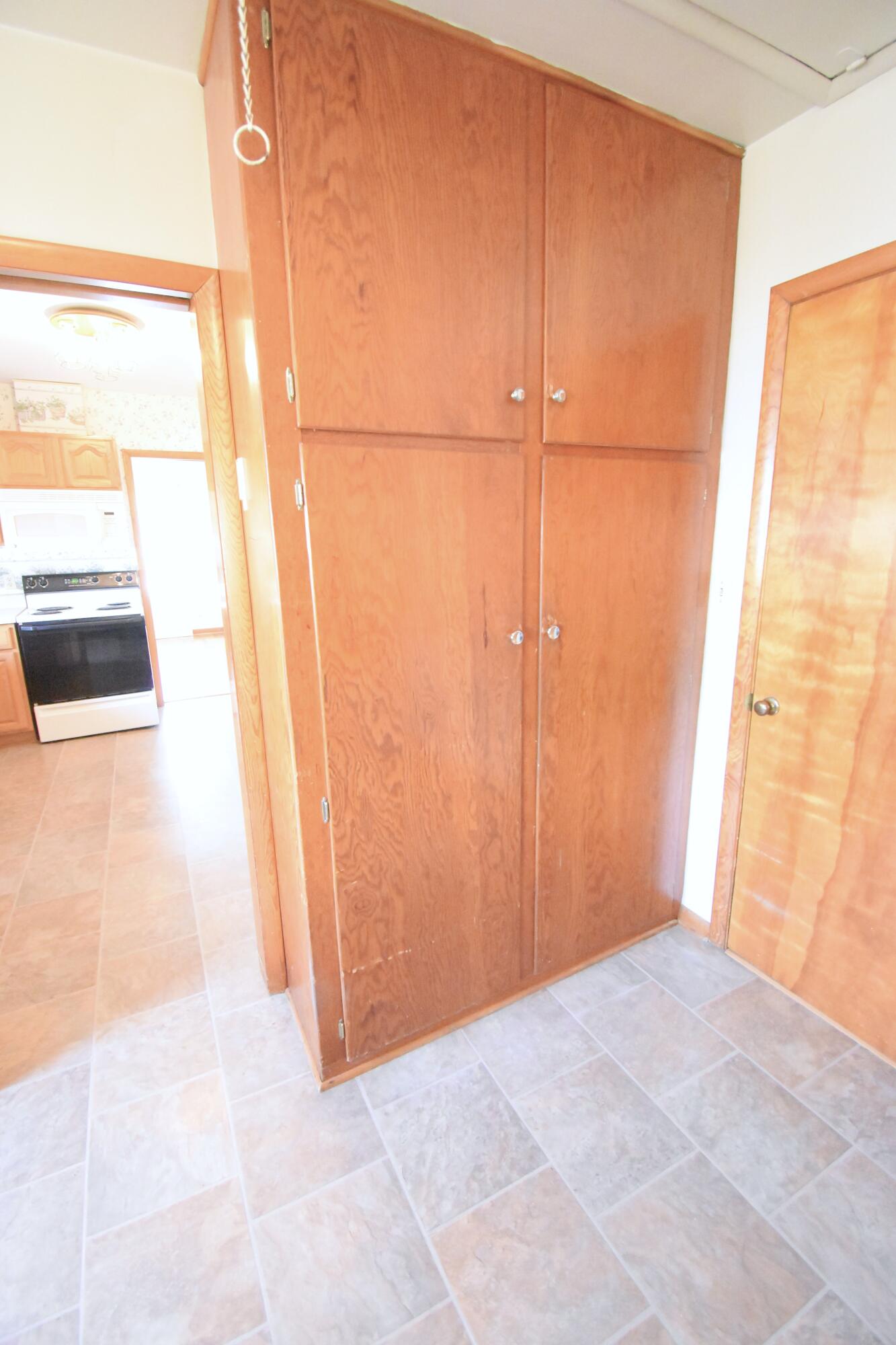 328 S Weston Street, Rensselaer, IN 47978; Image #14