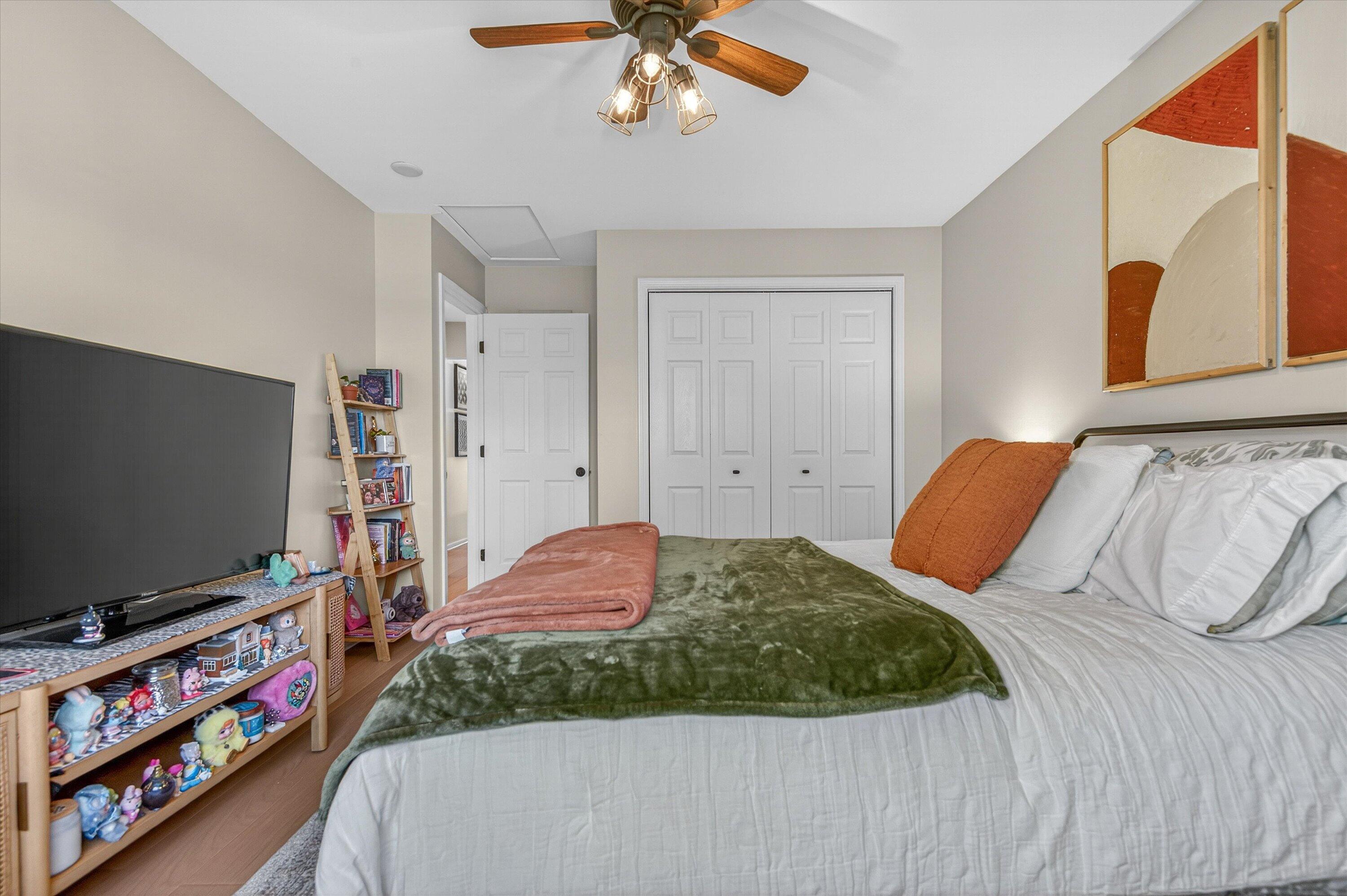 9806 Parkway Drive, Highland, IN 46322; Image #19
