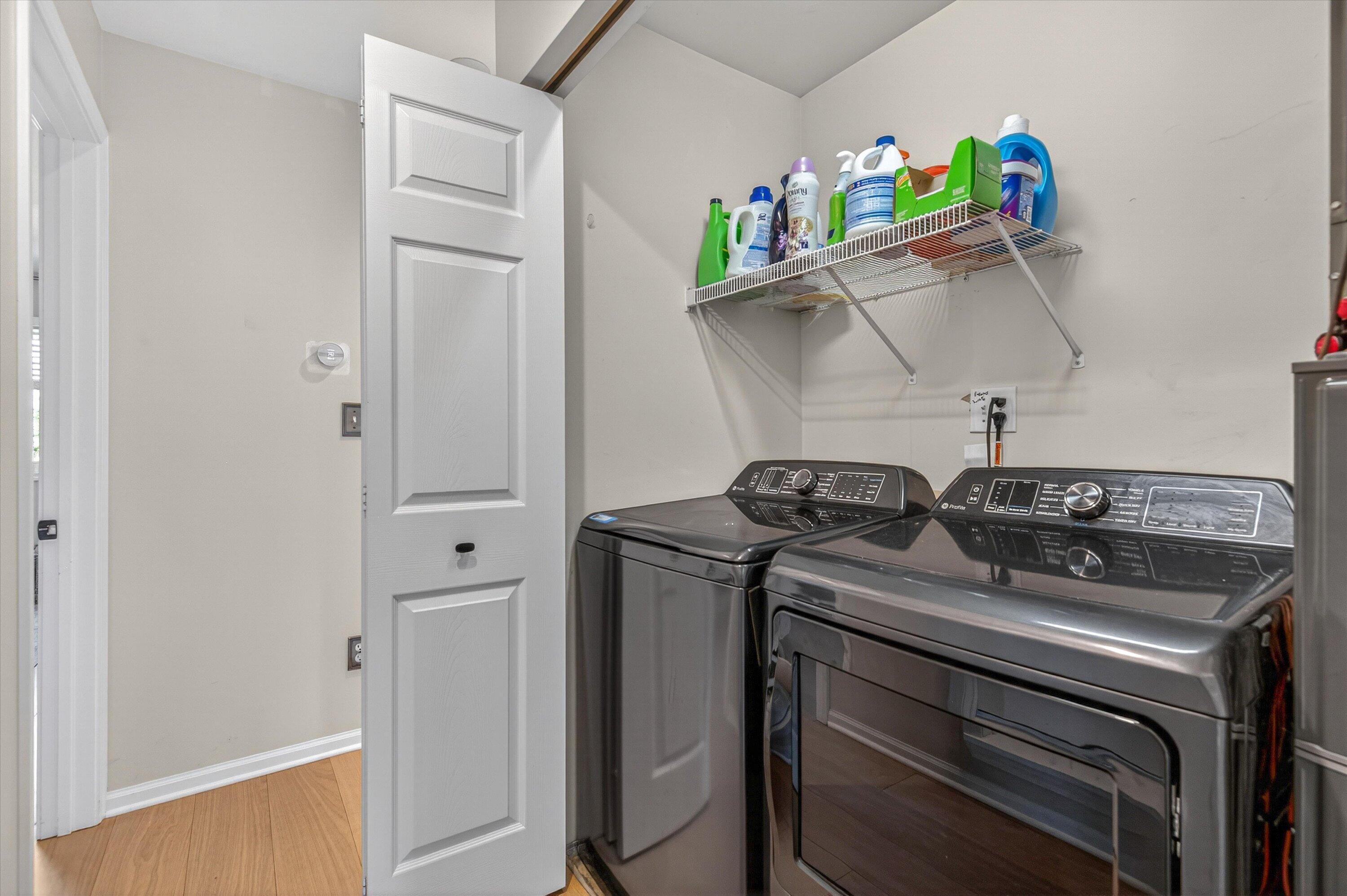 9806 Parkway Drive, Highland, IN 46322; Image #22