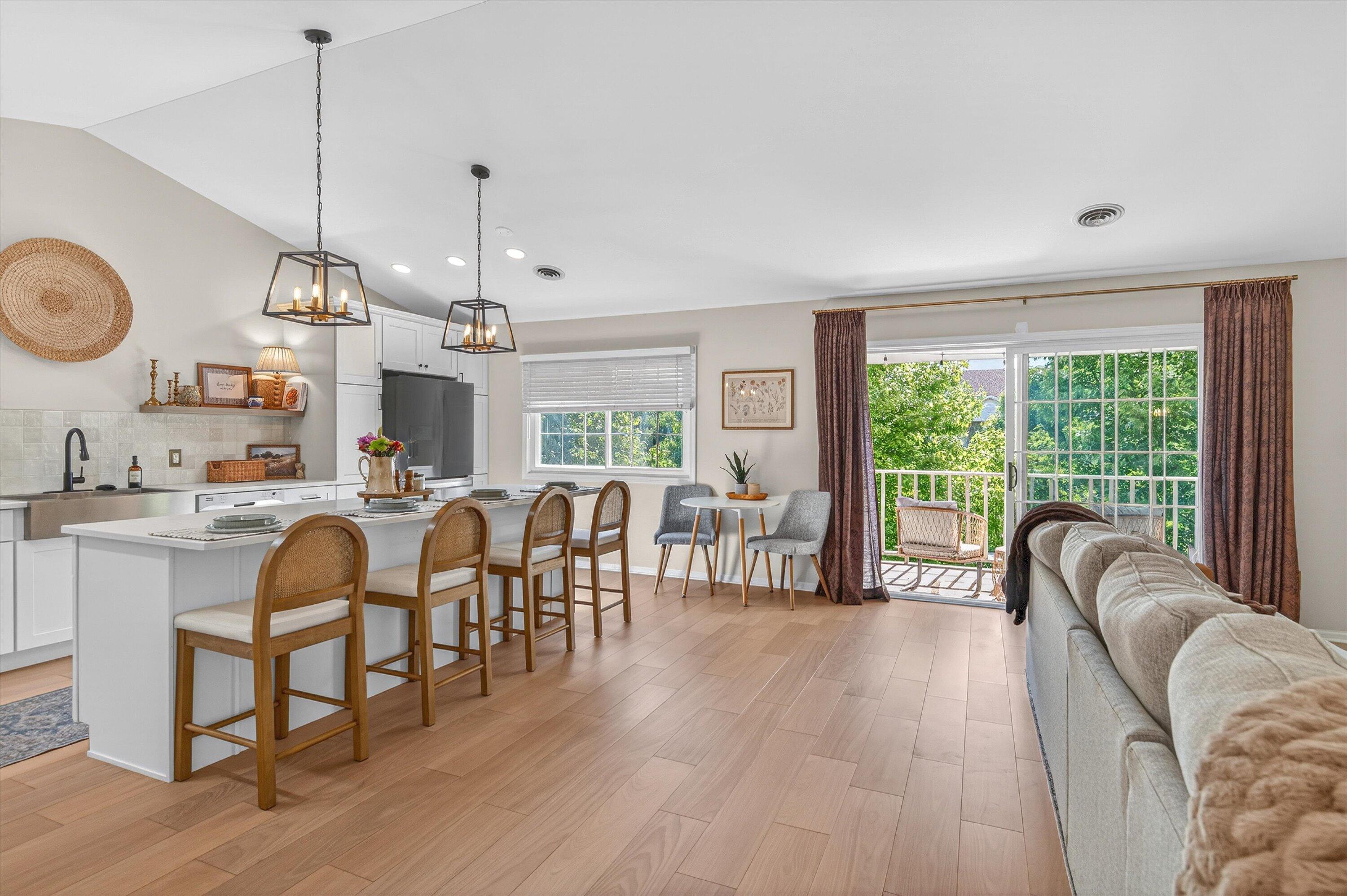 9806 Parkway Drive, Highland, IN 46322; Image #4