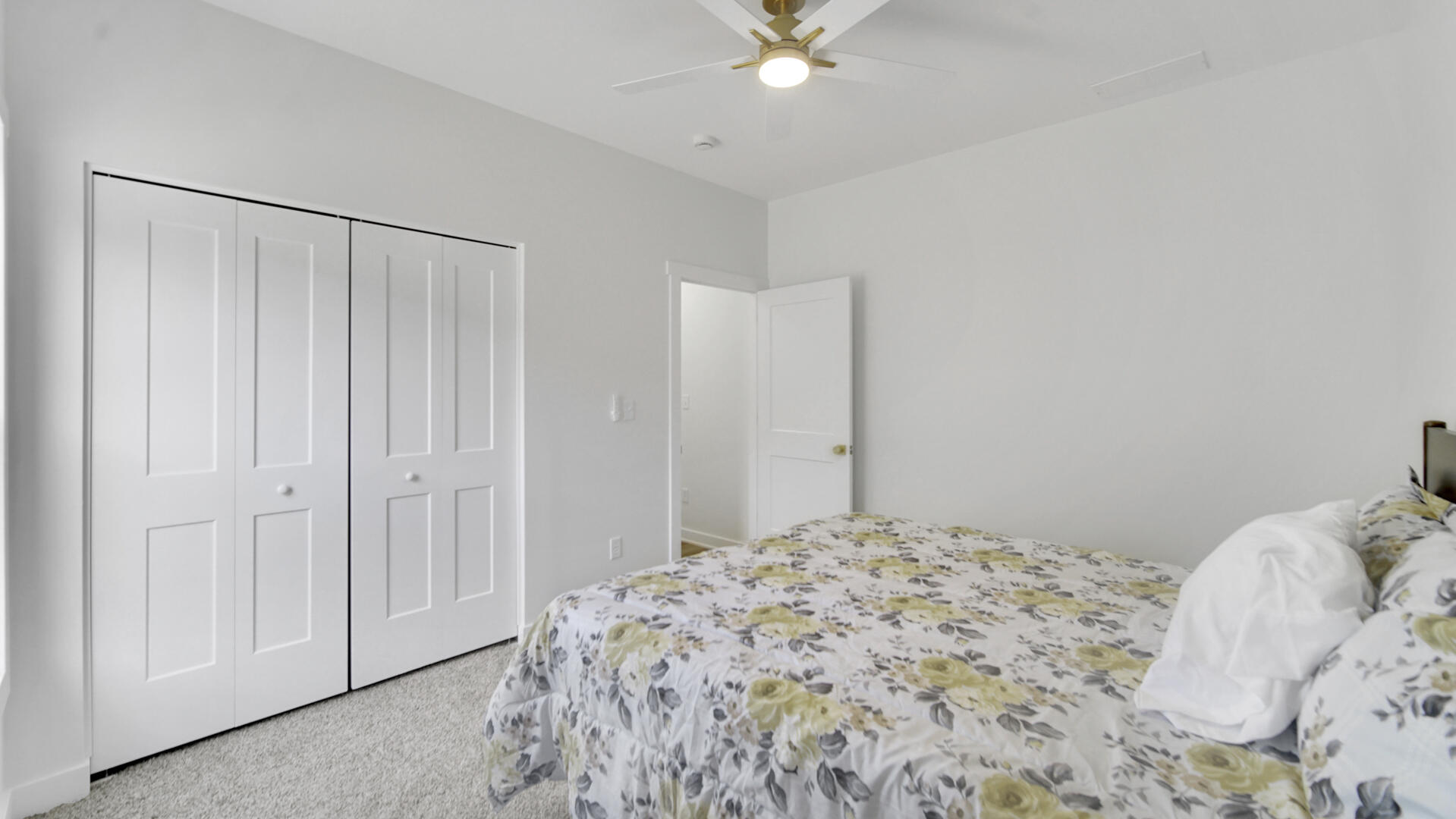 2865 Benton Street, Lake Station, IN 46405; Image #20