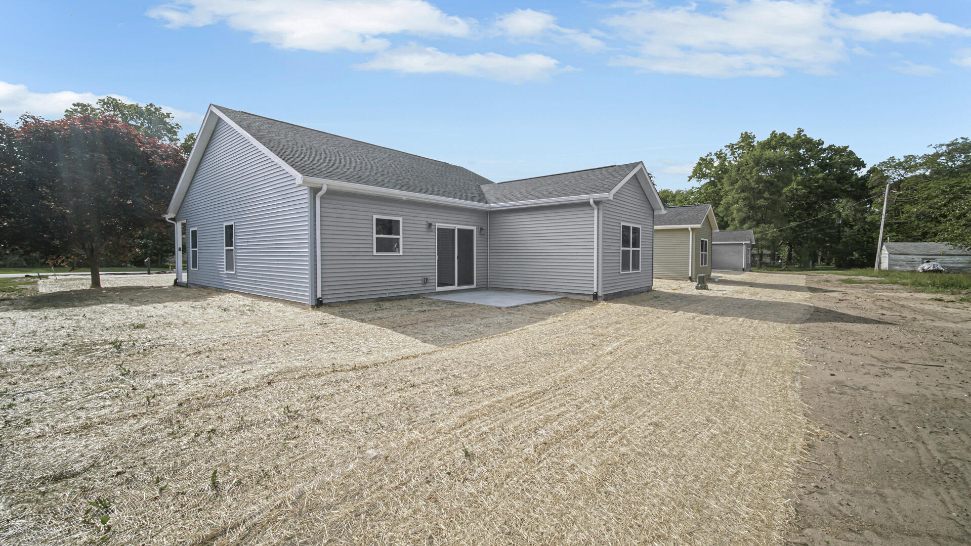 2865 Benton Street, Lake Station, IN 46405; Image #25