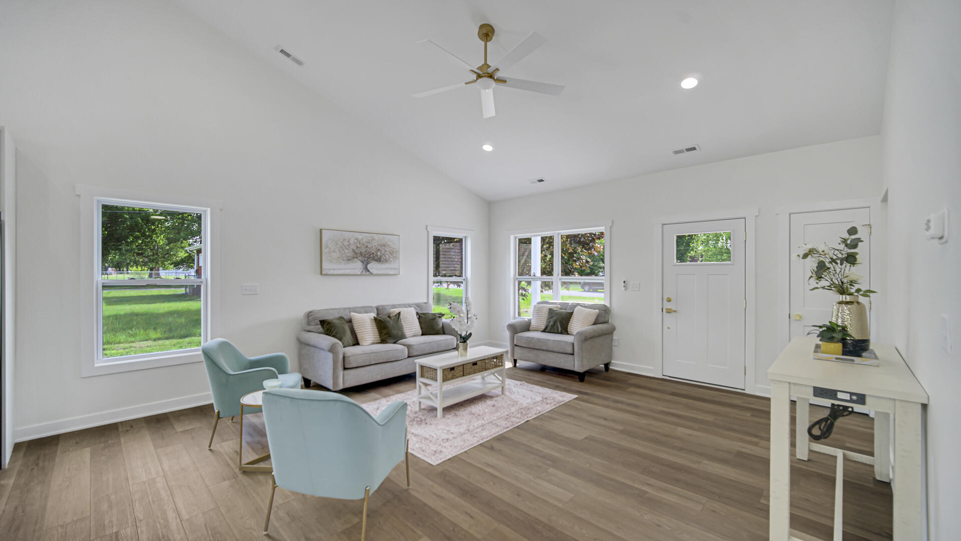 2865 Benton Street, Lake Station, IN 46405; Image #4