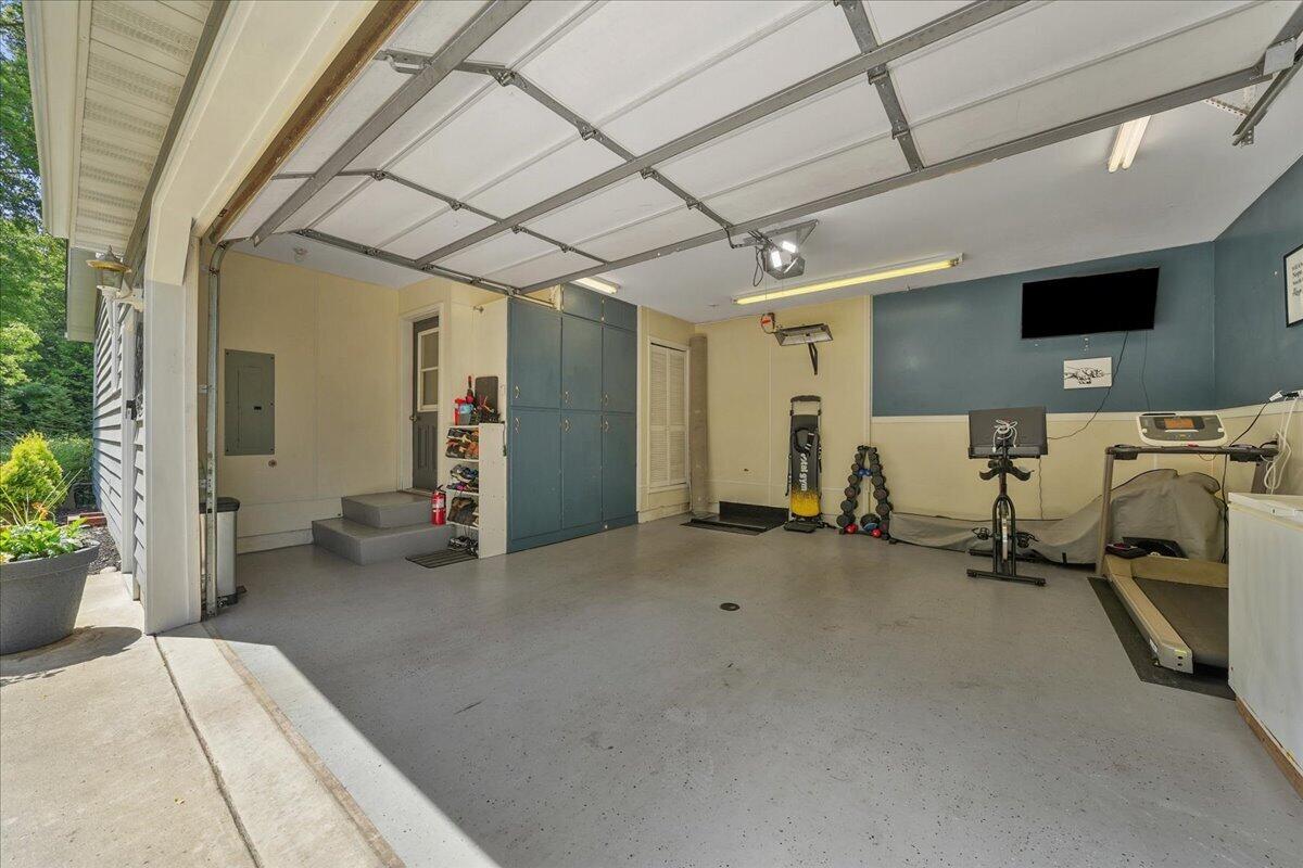 8835 S Lilac Street, DeMotte, IN 46310; Image #26