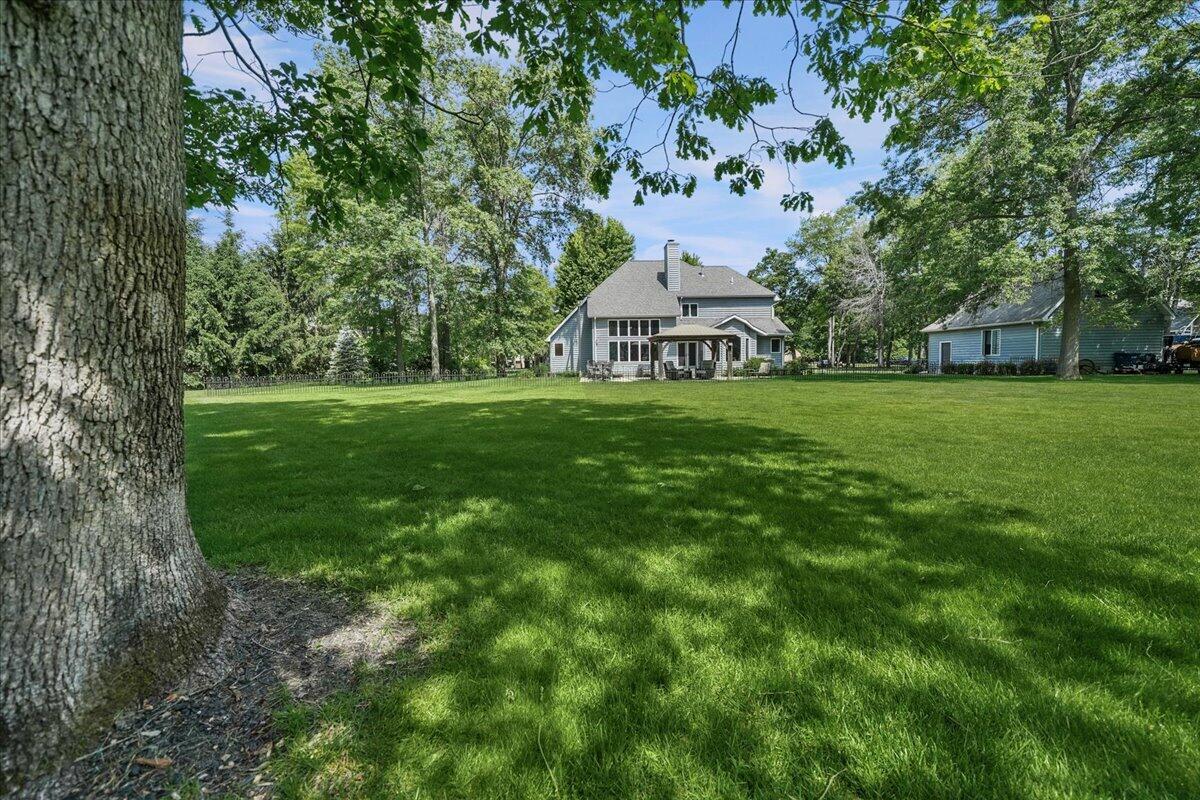 8835 S Lilac Street, DeMotte, IN 46310; Image #35