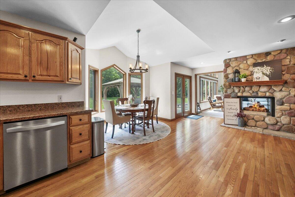 8835 S Lilac Street, DeMotte, IN 46310; Image #8
