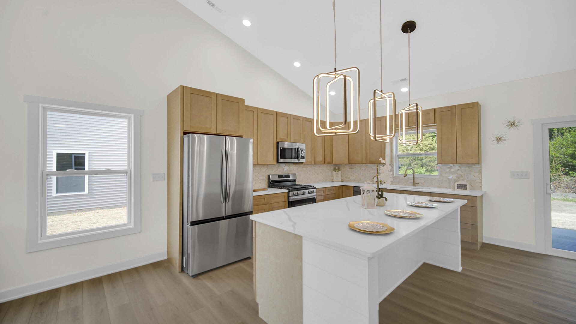 2863 Benton Street, Lake Station, IN 46405; Image #13