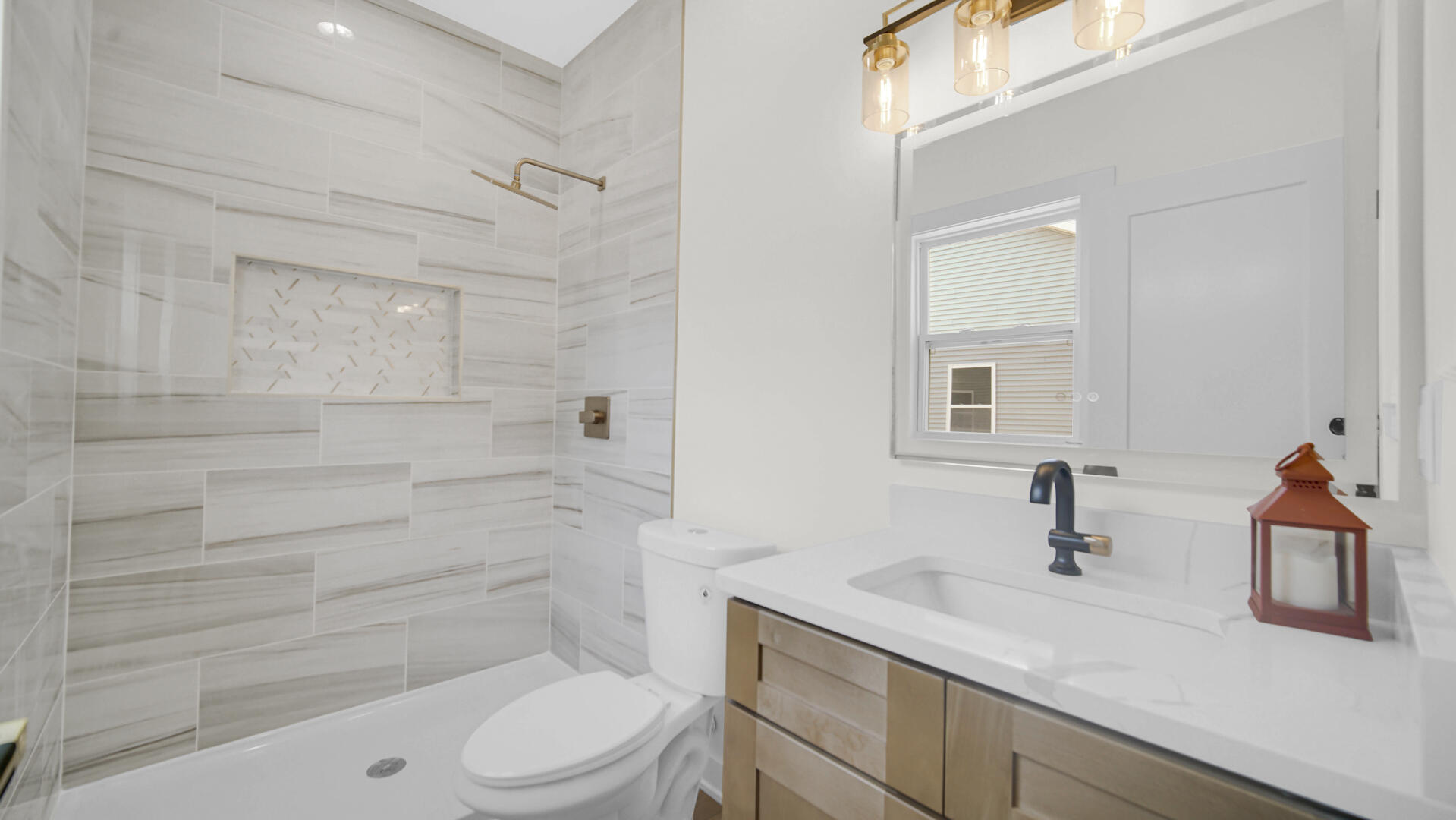 2863 Benton Street, Lake Station, IN 46405; Image #18