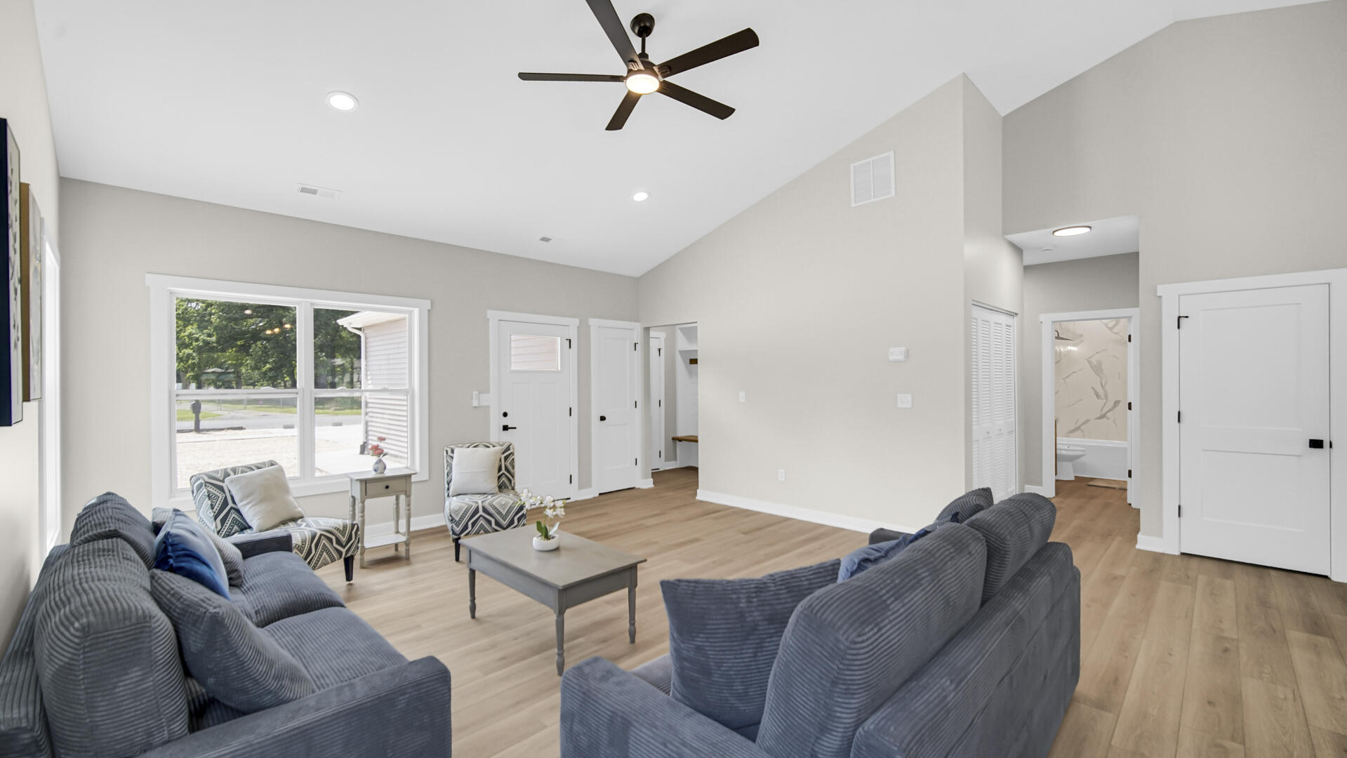 2861 Benton Street, Lake Station, IN 46405; Image #5