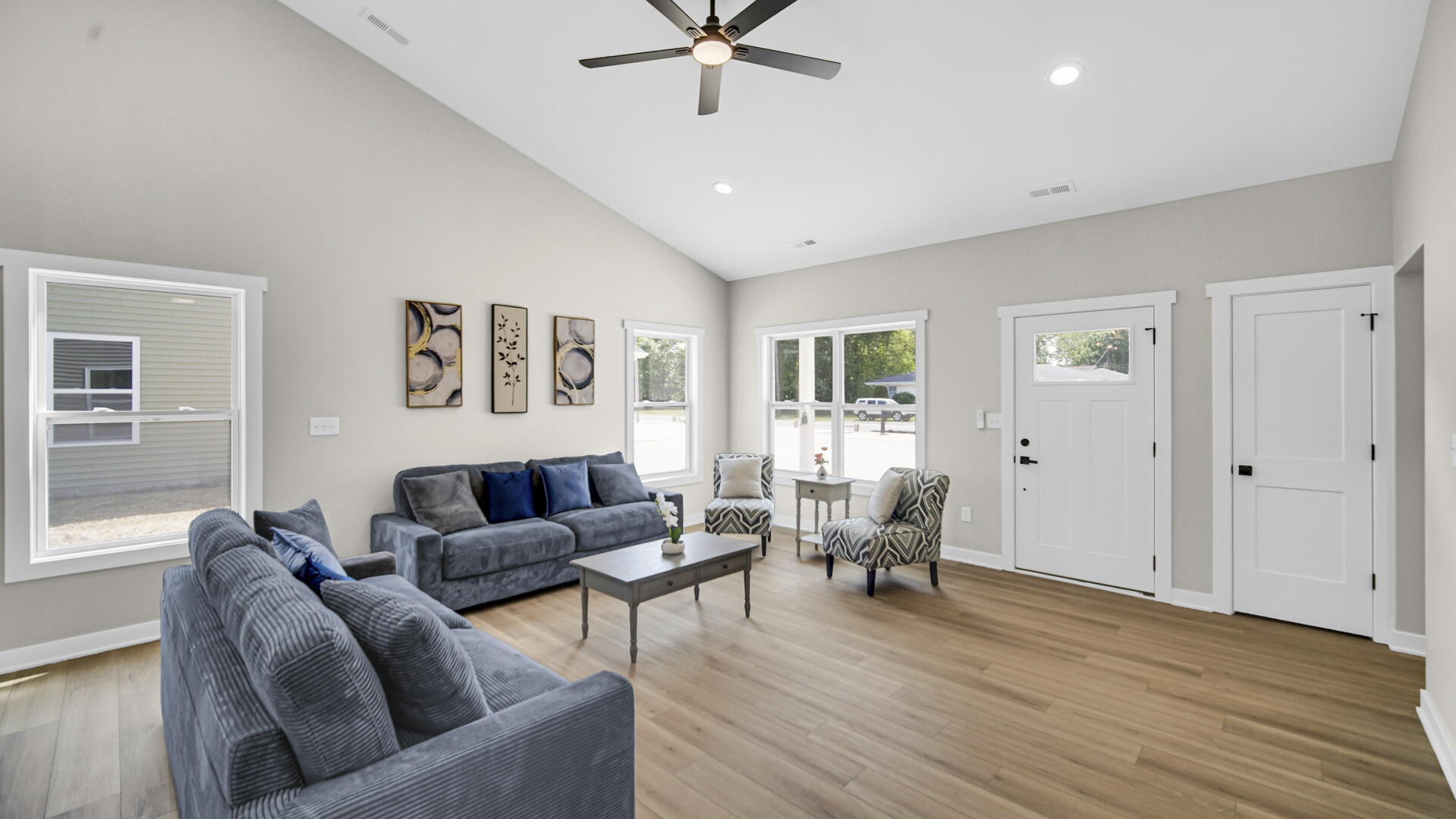 2861 Benton Street, Lake Station, IN 46405; Image #6