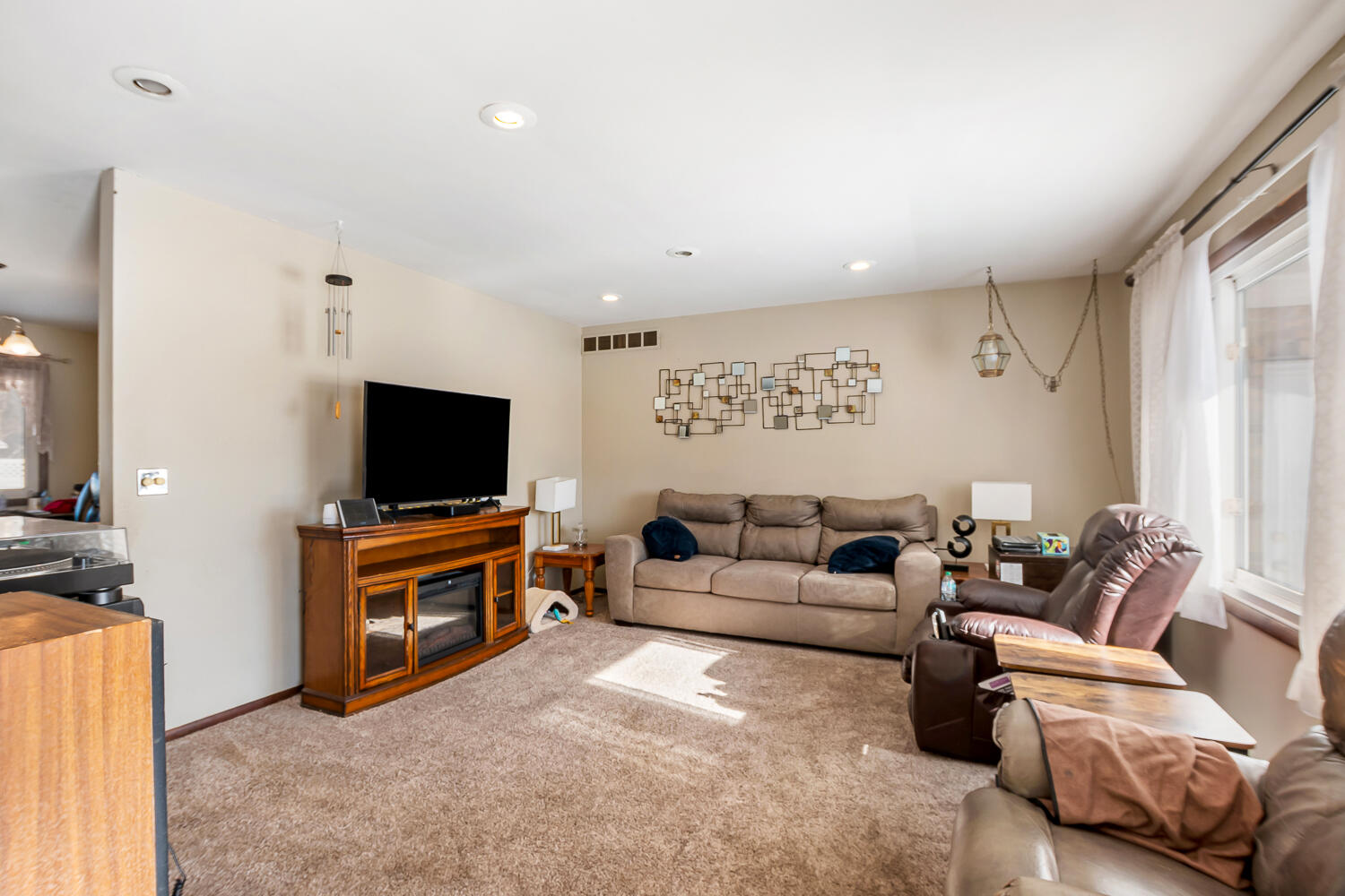 1749 Green Meadow Lane, Chesterton, IN 46304; Image #3