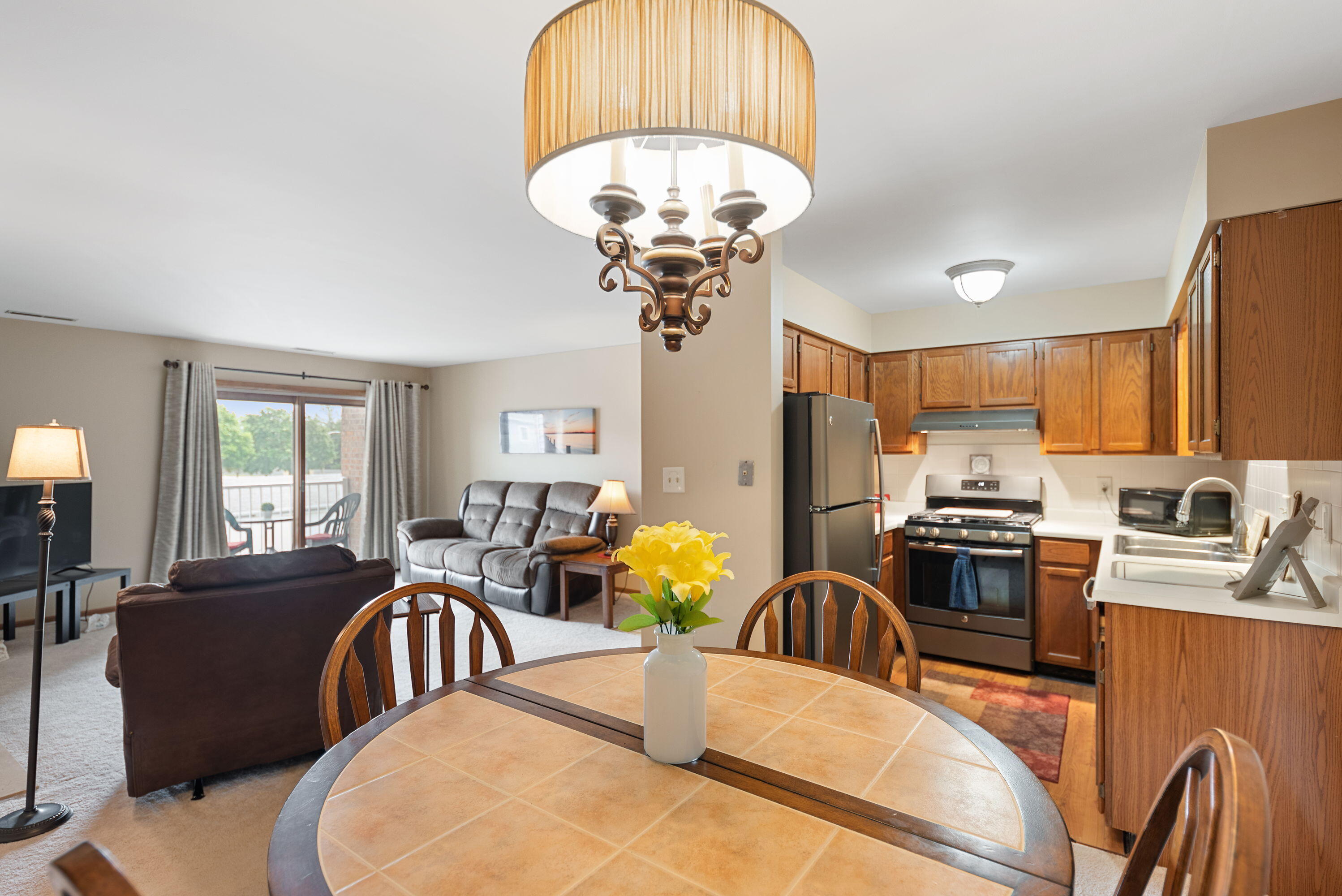 9651 Merrillville Road, Crown Point, IN #204, 46307; Image #11