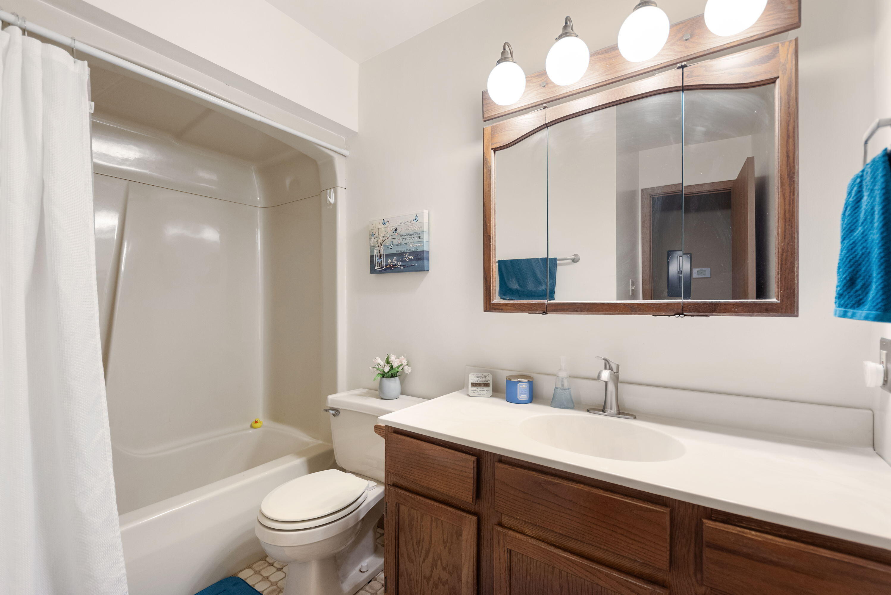 9651 Merrillville Road, Crown Point, IN #204, 46307; Image #14
