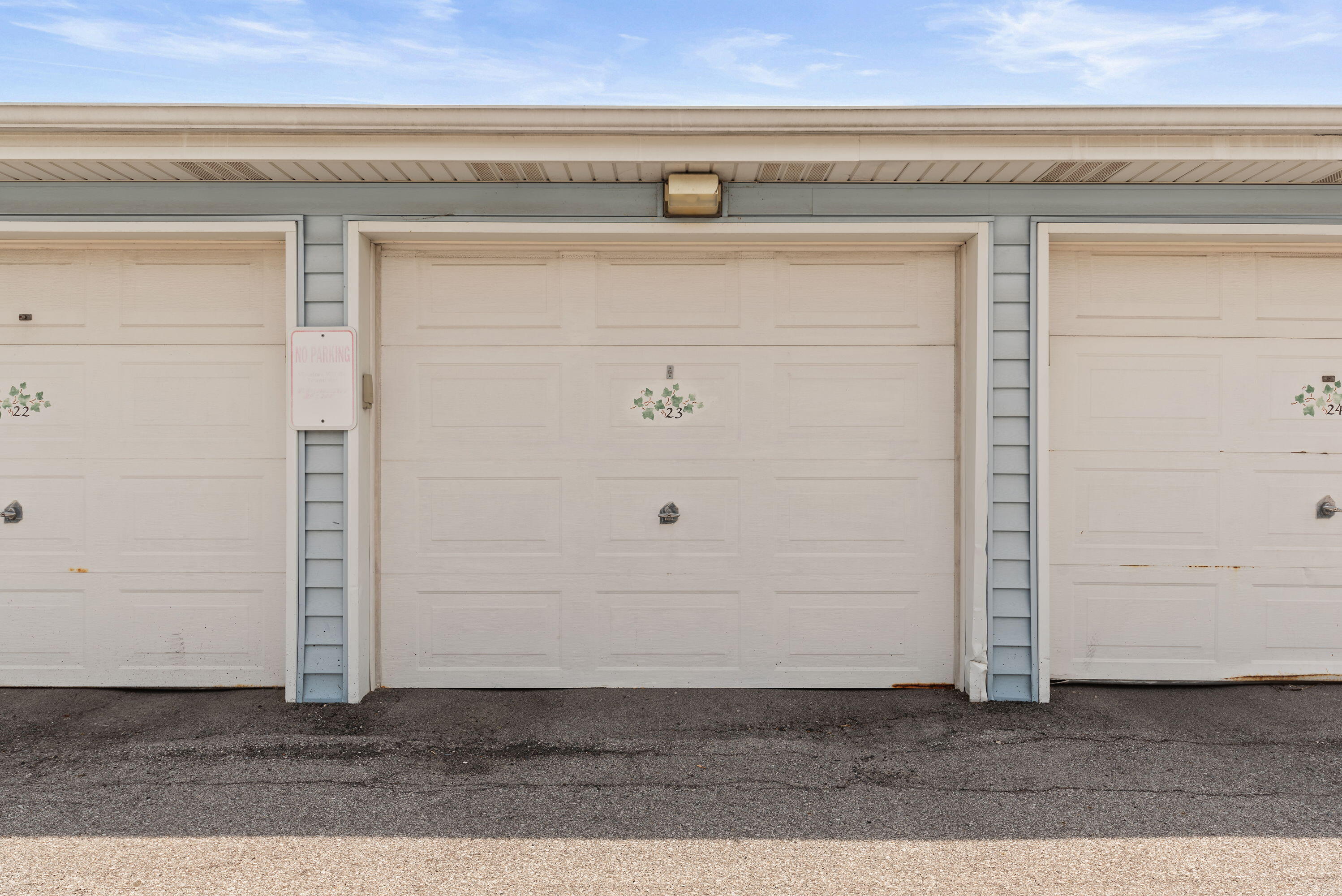 9651 Merrillville Road, Crown Point, IN #204, 46307; Image #23