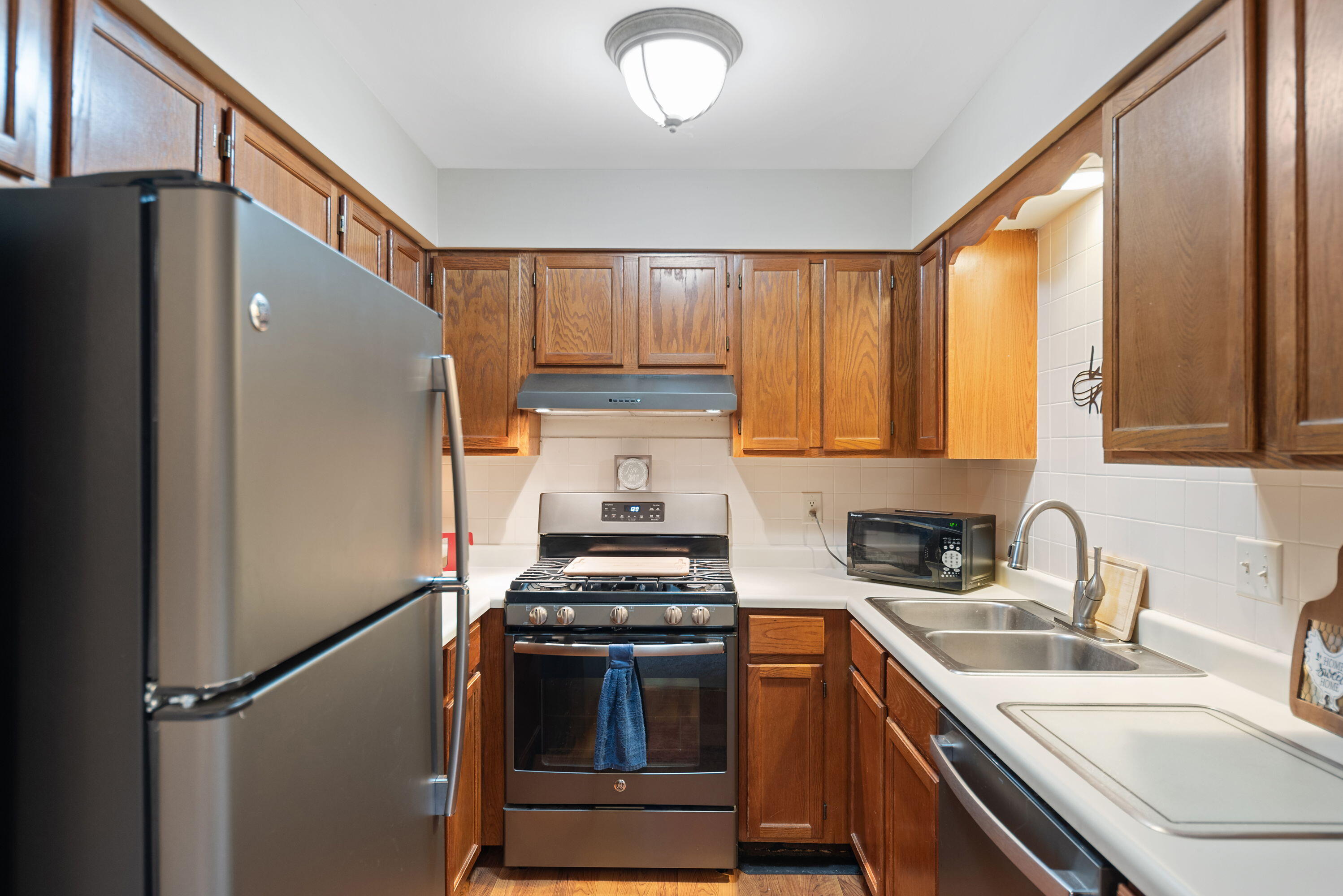 9651 Merrillville Road, Crown Point, IN #204, 46307; Image #9