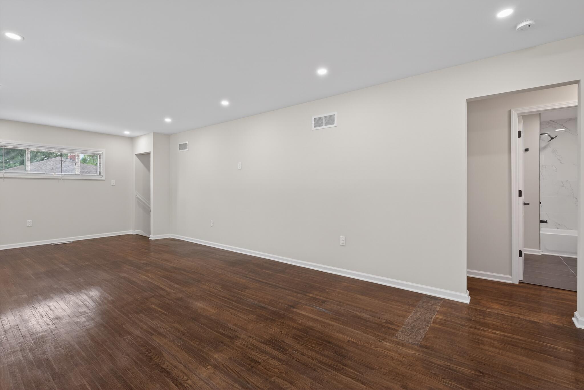 1404 Forest Park Avenue, Valparaiso, IN 46385; Image #30