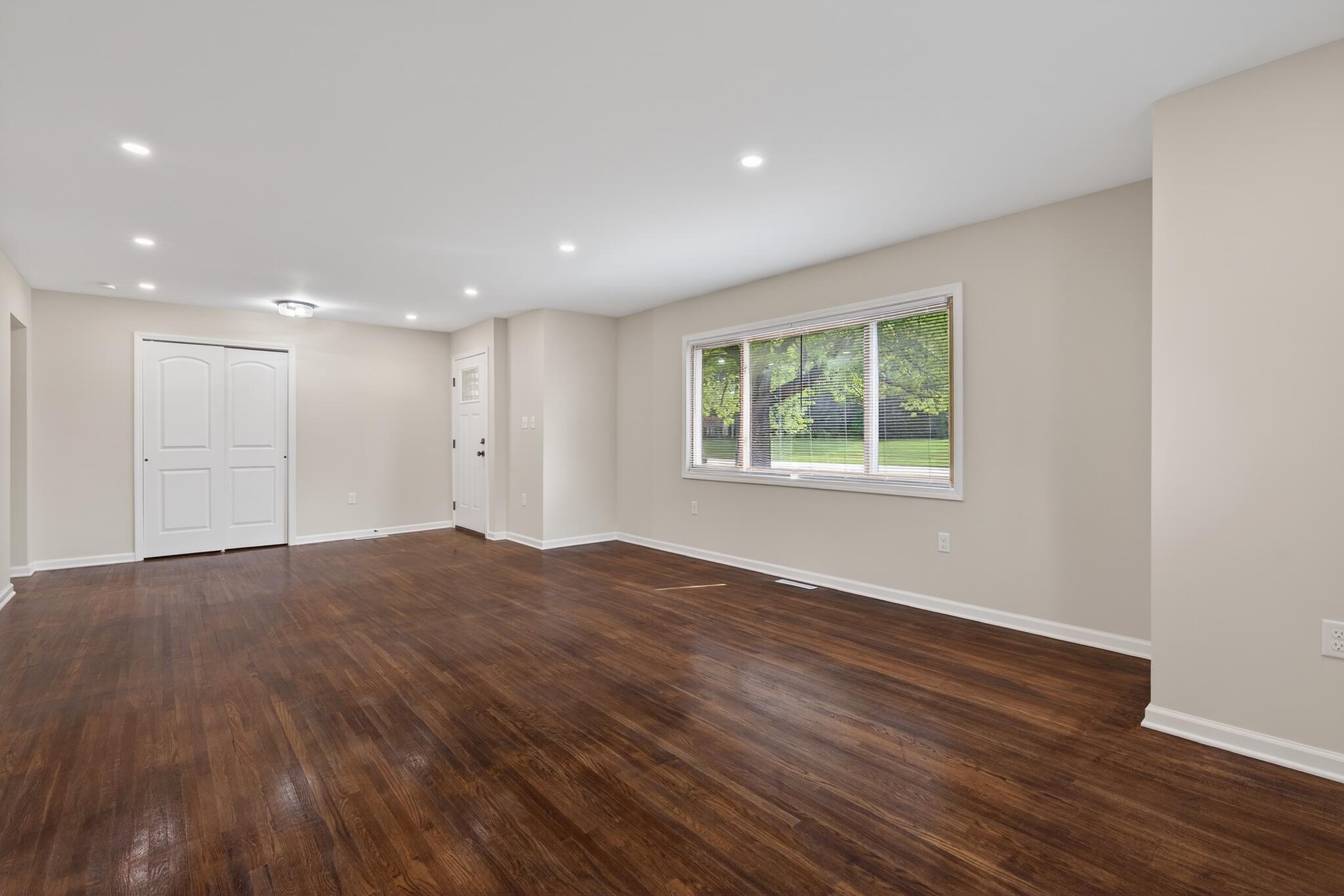 1404 Forest Park Avenue, Valparaiso, IN 46385; Image #32