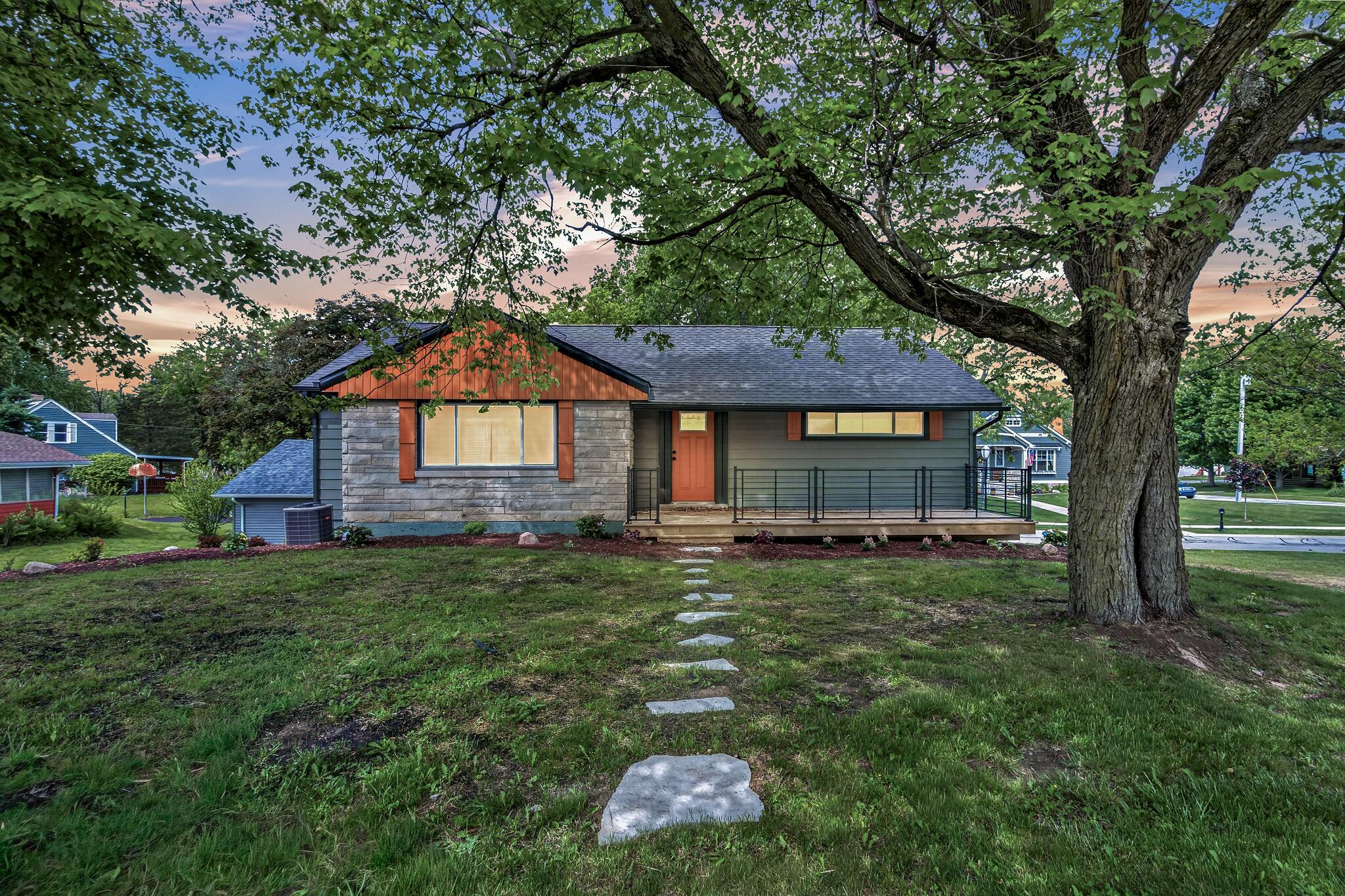 1404 Forest Park Avenue, Valparaiso, IN 46385; Image #6
