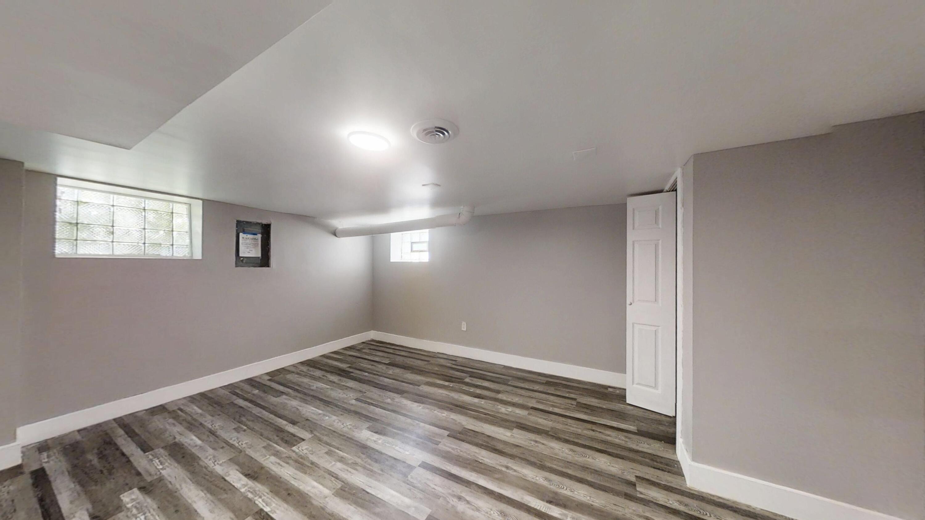 323 Garfield Street, Gary, IN 46404; Image #44