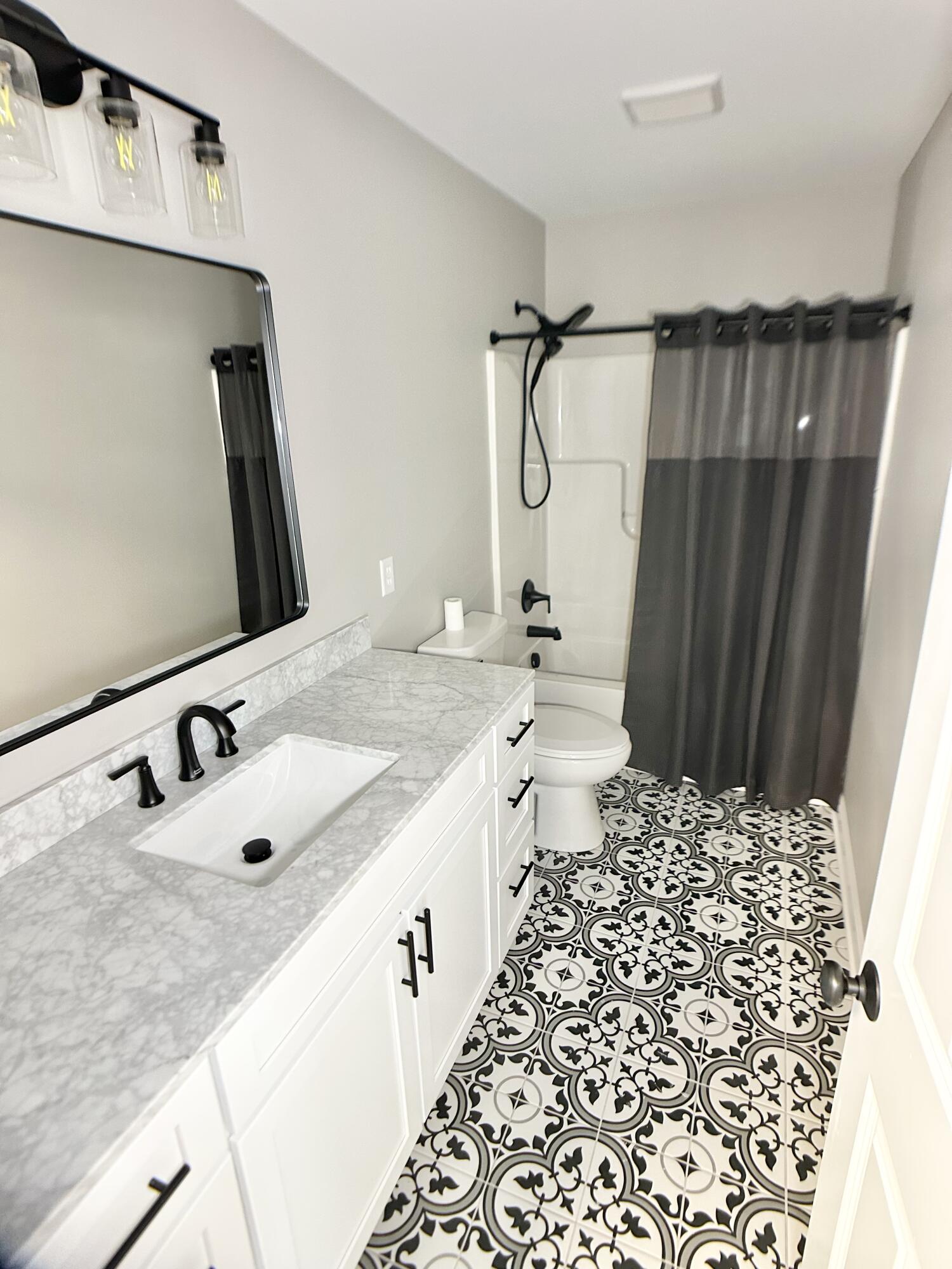13233 Roosevelt Place, Crown Point, IN 46307; Image #14
