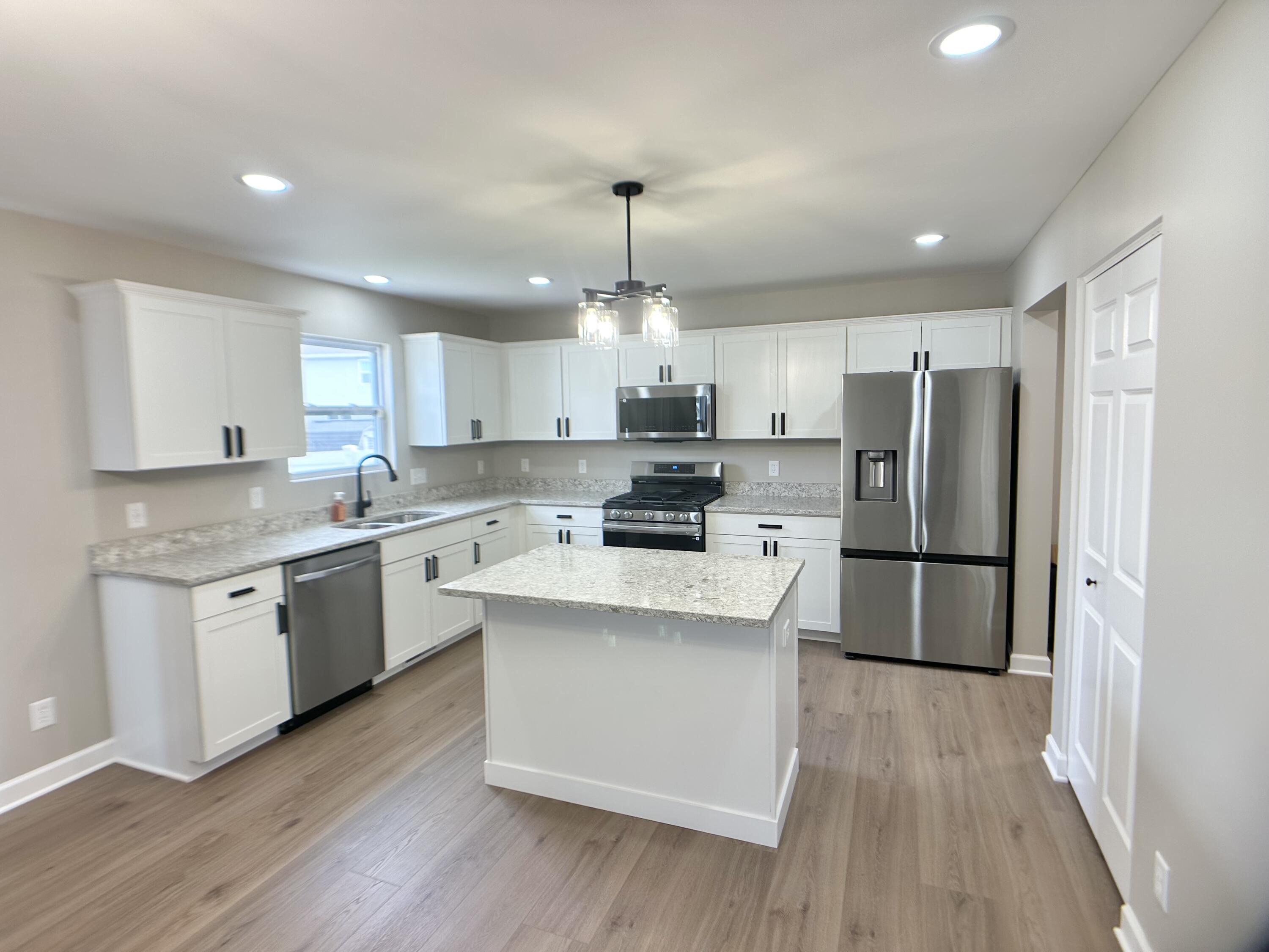 13233 Roosevelt Place, Crown Point, IN 46307; Image #3