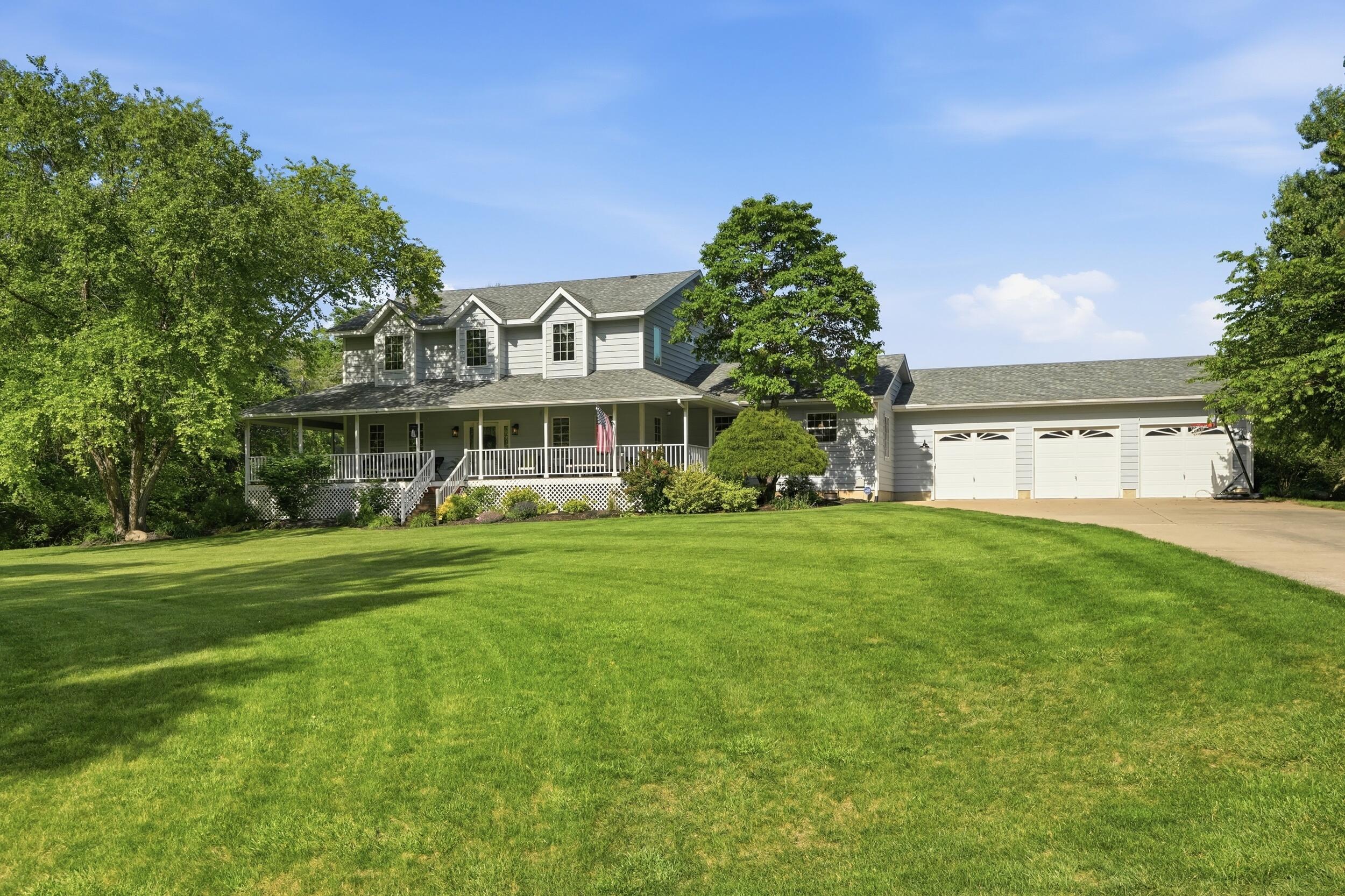 3154 Thornhill Drive, Valparaiso, IN 46385; Image #2