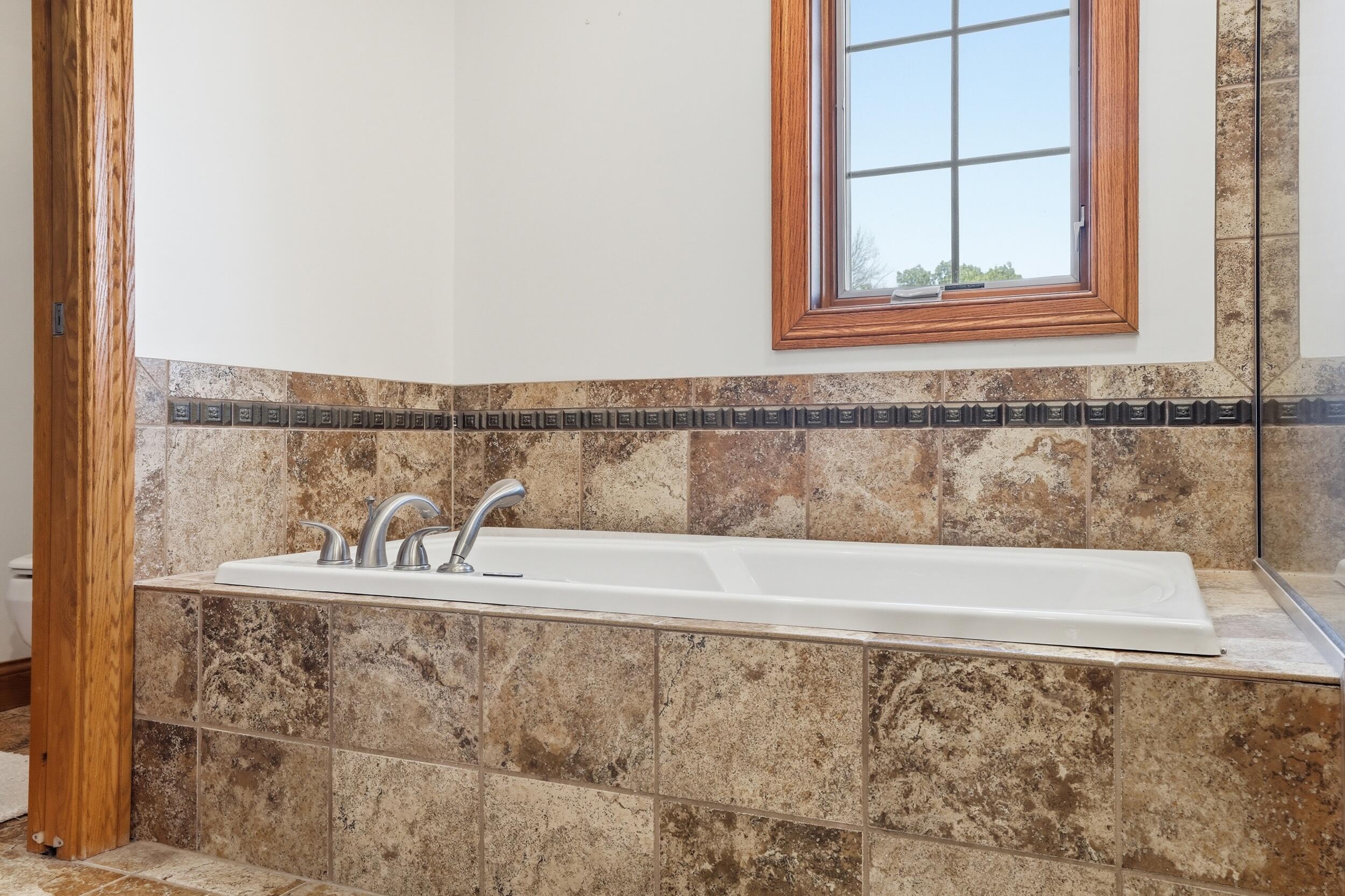 3154 Thornhill Drive, Valparaiso, IN 46385; Image #27