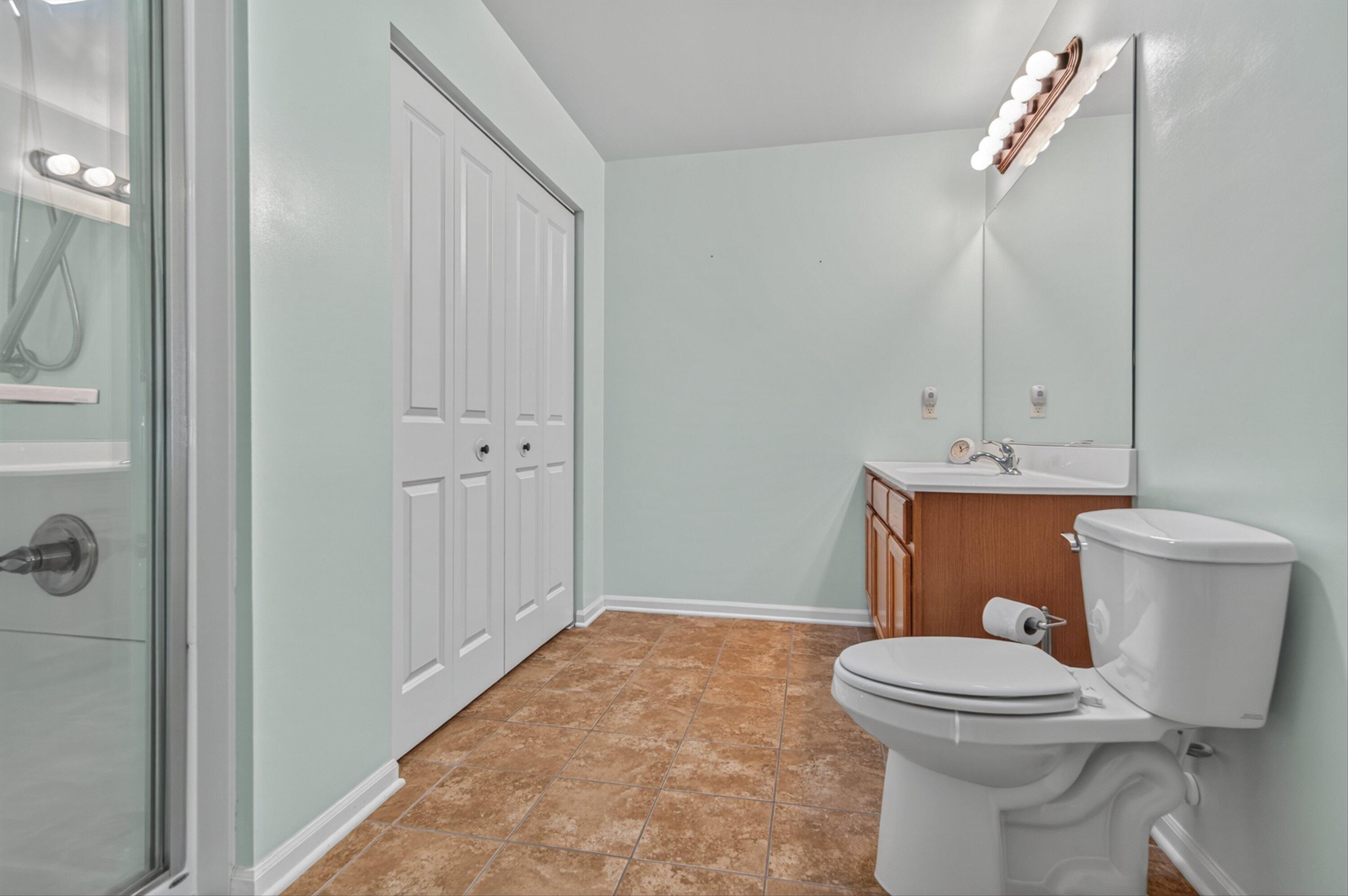 6888 Meadow View Lane, Merrillville, IN 46410; Image #17