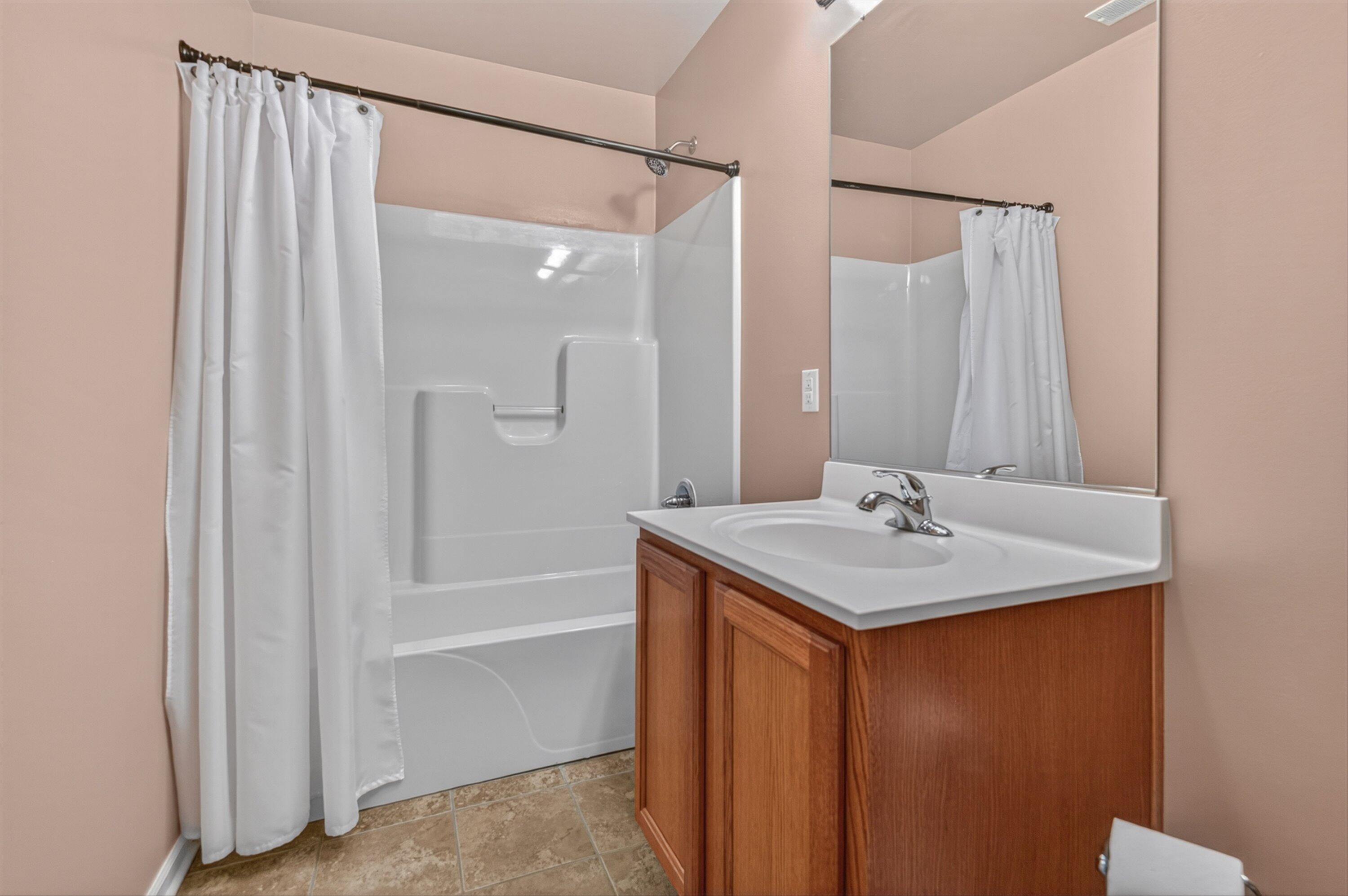 6888 Meadow View Lane, Merrillville, IN 46410; Image #19