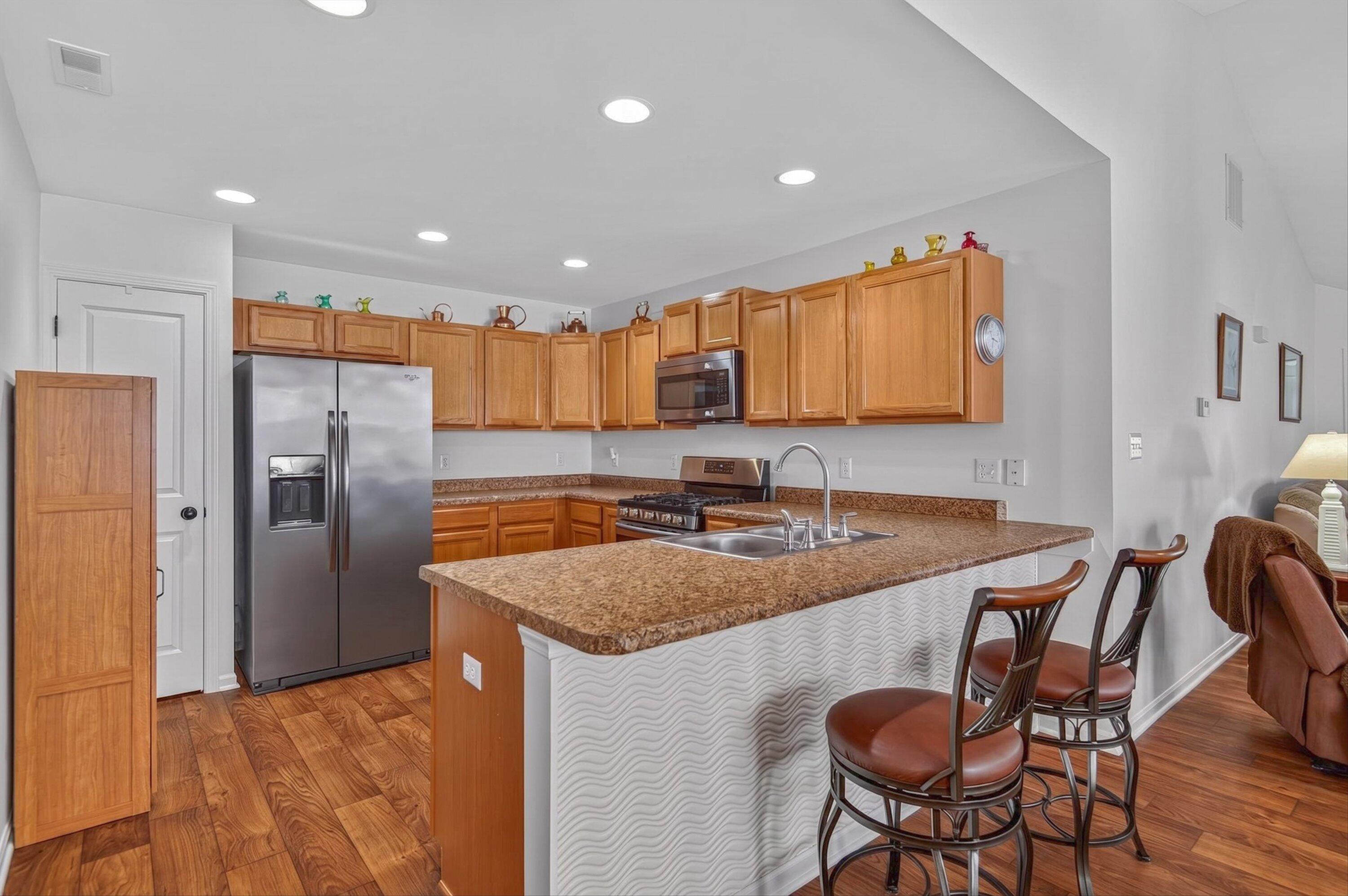 6888 Meadow View Lane, Merrillville, IN 46410; Image #8